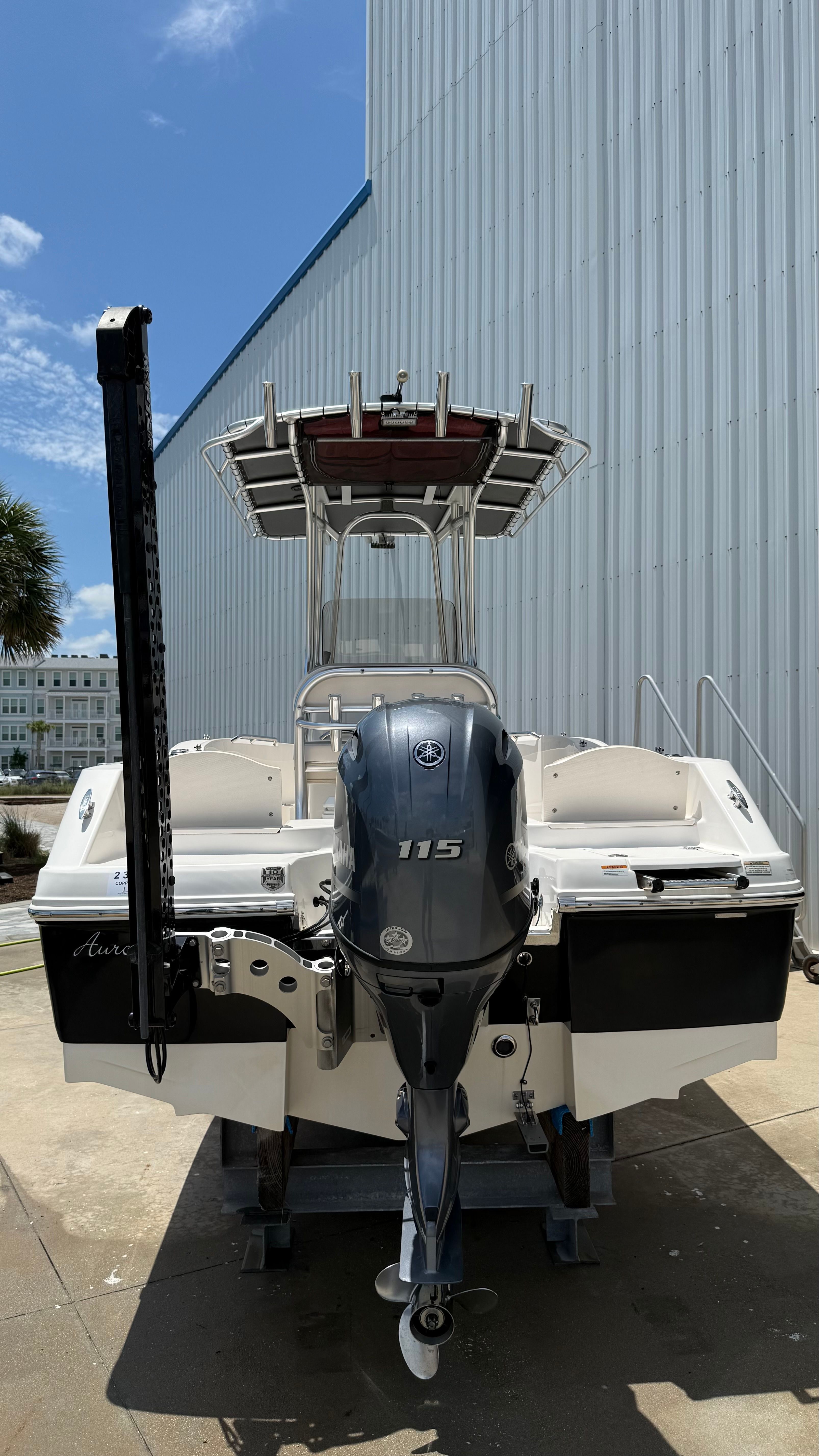 2017 Robalo R180 Center Console - 5