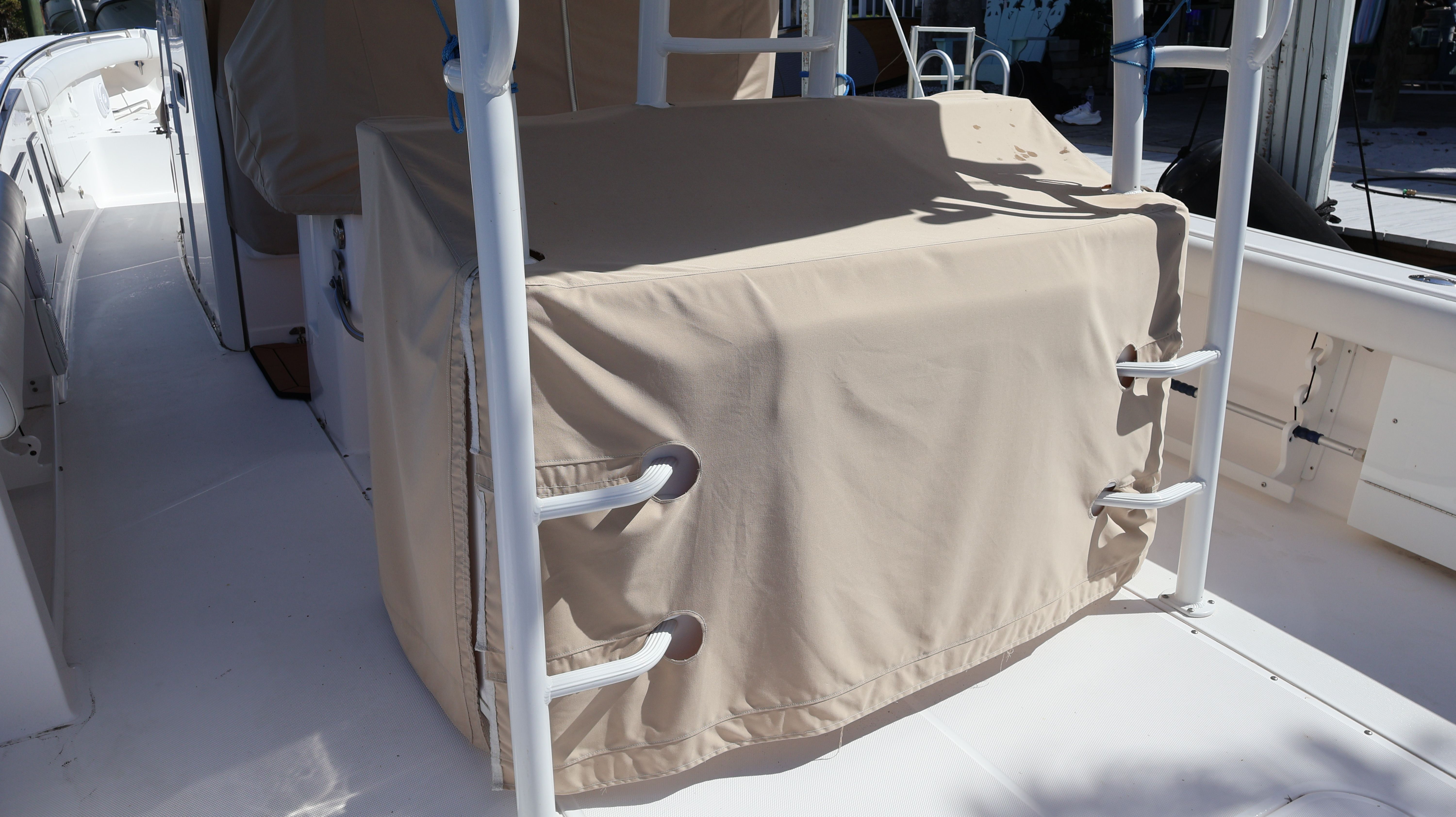 Covered area on a 2019 Everglades 435 Center Console boat.
