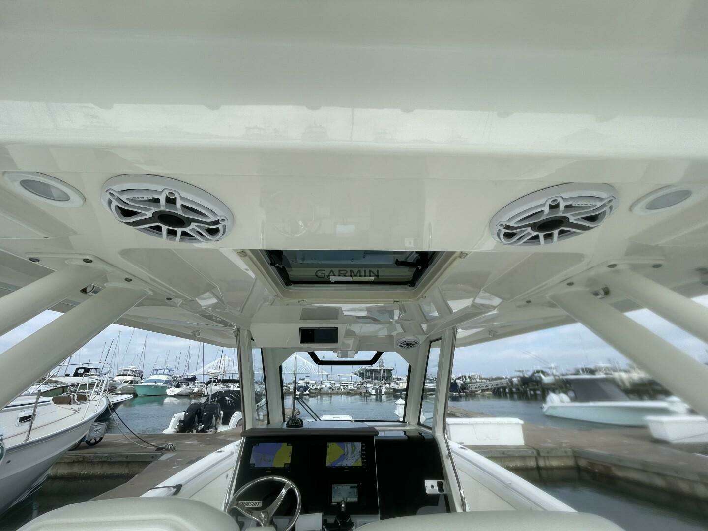 2021 Pursuit S 328 Sport - Image 12