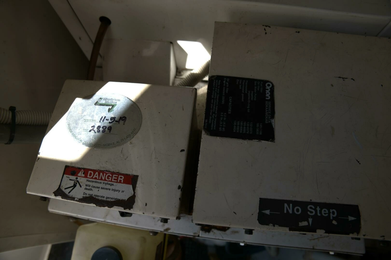 2002 Viking 43 Open - Image 39