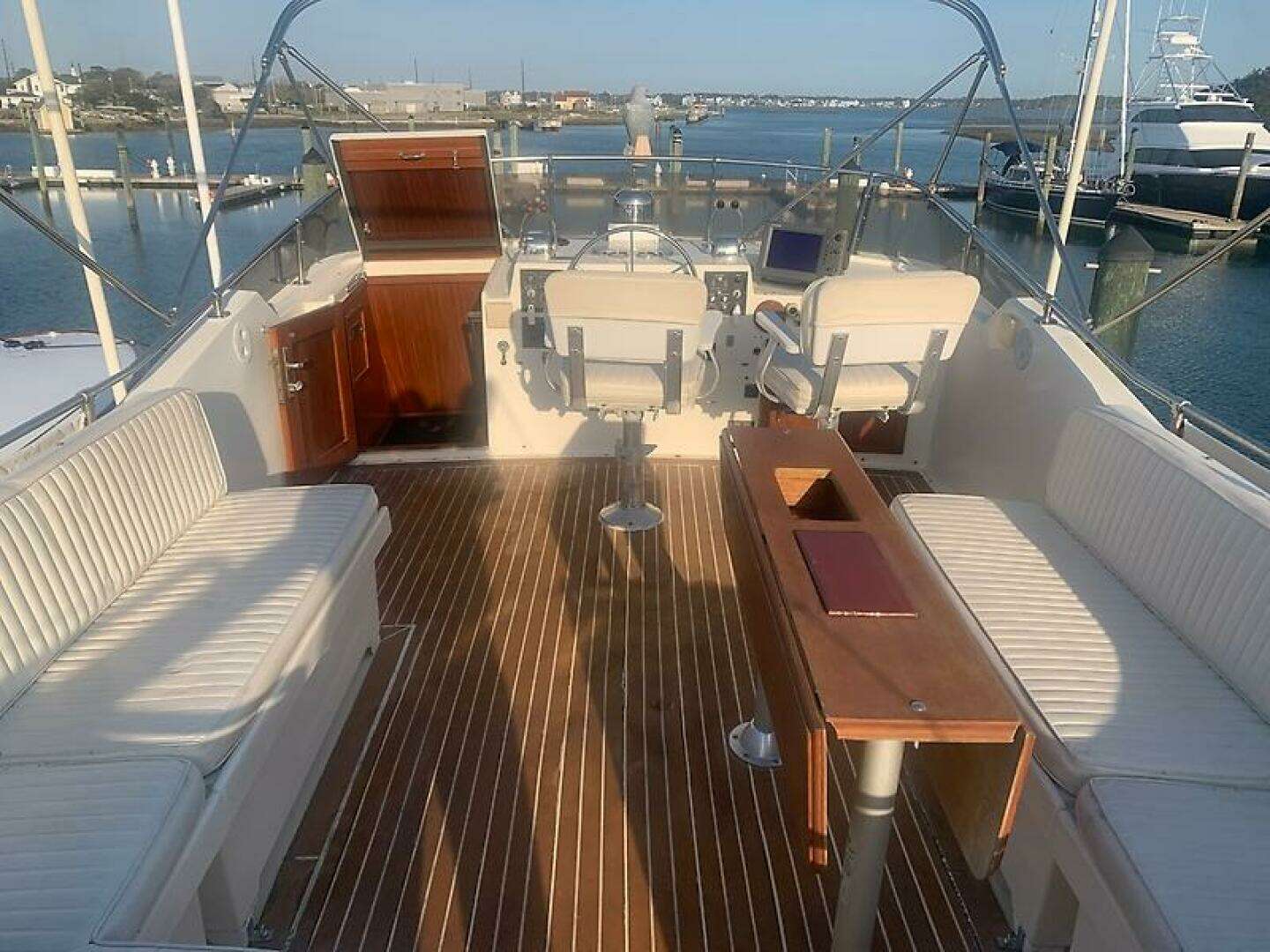 1984 Hatteras 53 - Image 7