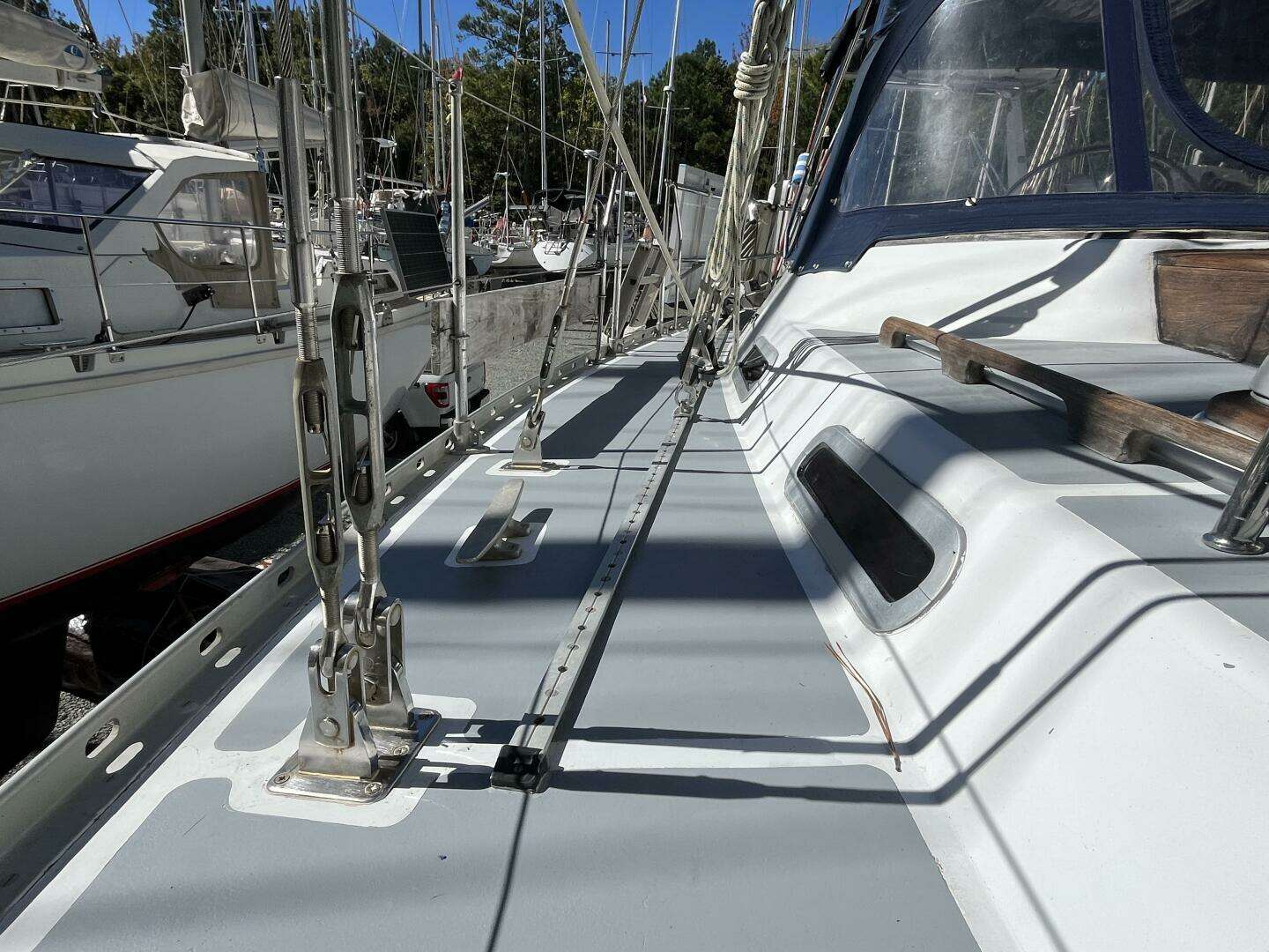 1993 Med Marine Montevideo - Image 17