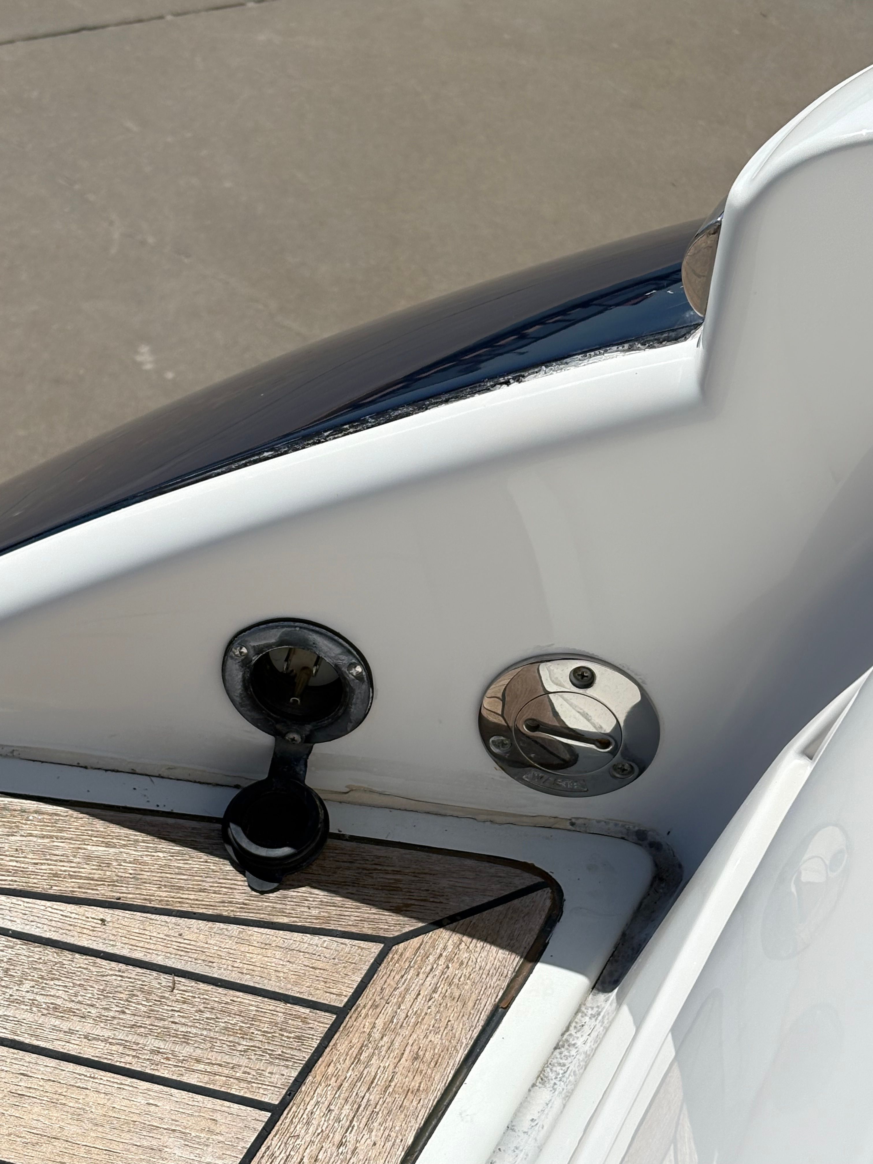 2004 Chris-Craft Corsair 28 - 7
