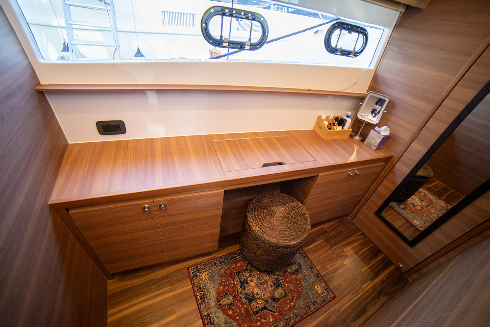 2024 Aquila 54 Yacht - Image 85
