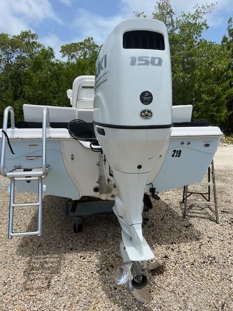 2021 Blue Wave 2200 PureBay with Suzuki 150 outboard motor.