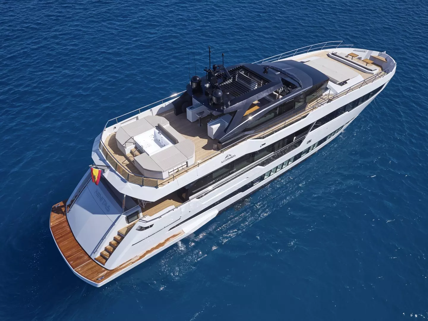 2022 Astondoa 100 Century - Image 6