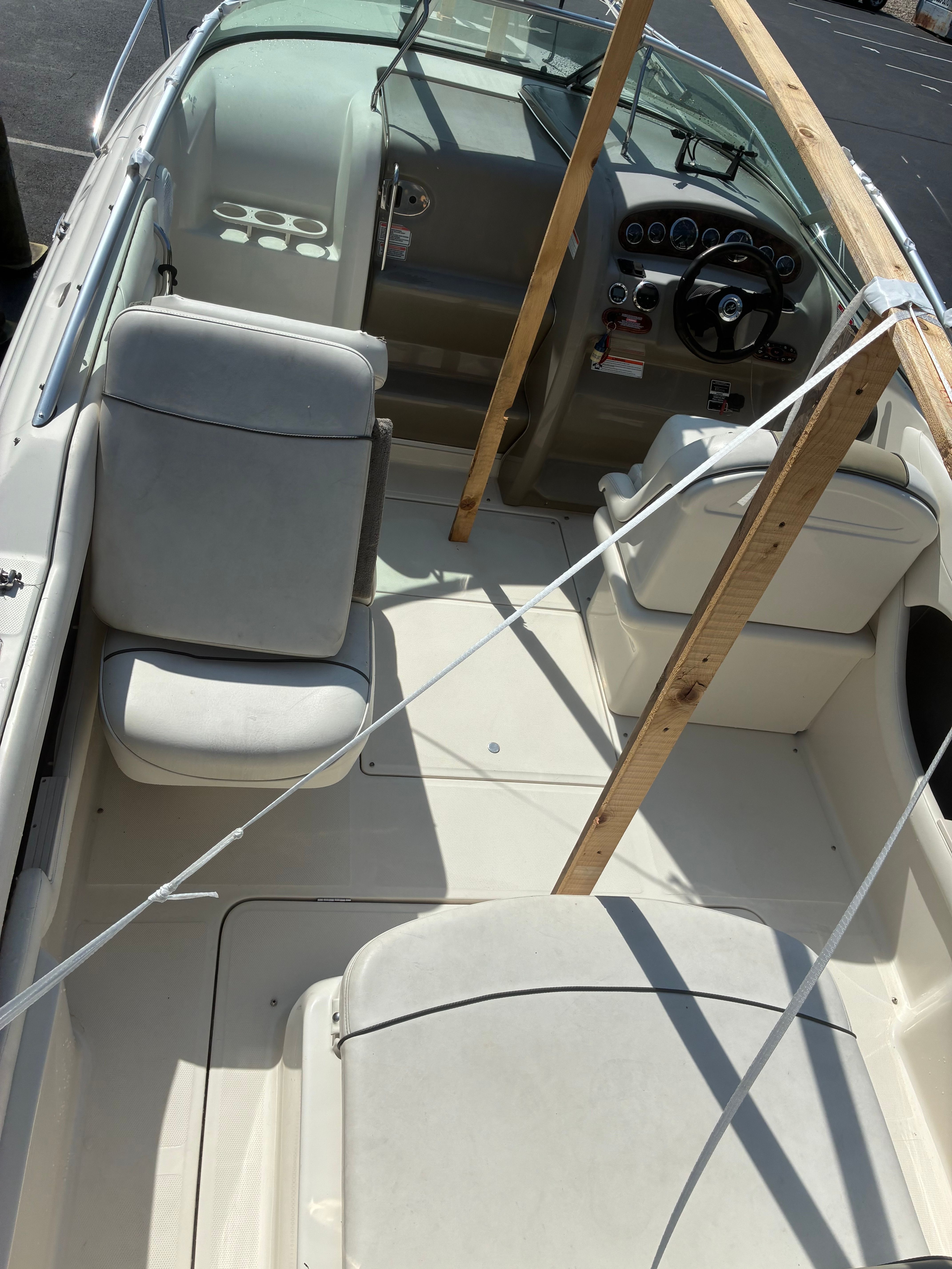 2006 Sea Ray 215 Weekender - 15