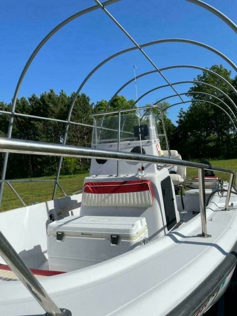 1997 Boston Whaler — - Image 5