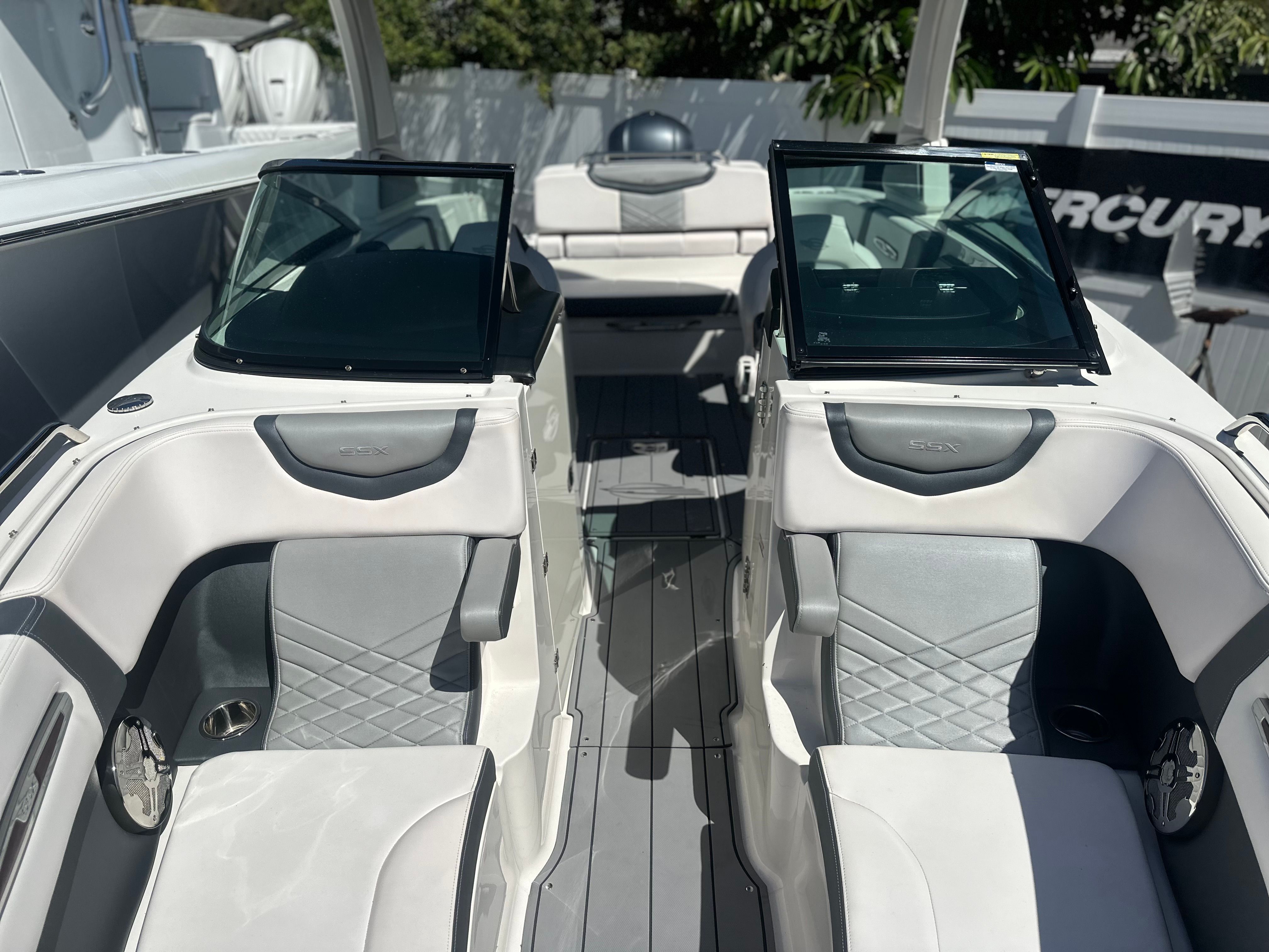 2020 CHAPARRAL 257 SSX OB - Image 18