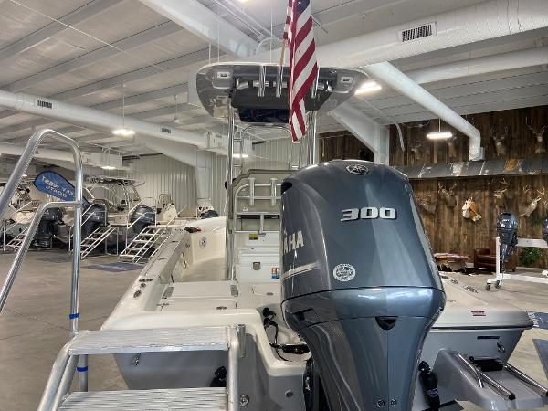 2024 Key West 250 Bay Reef boat with Yamaha 300 engine in showroom.