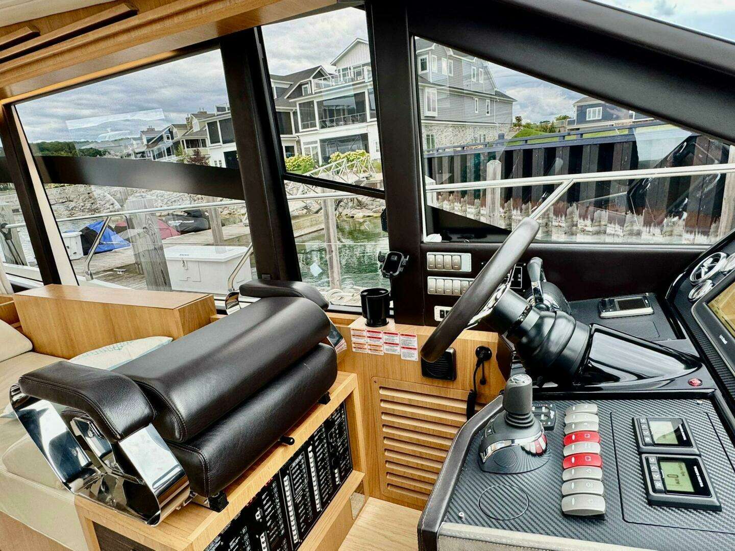 2016 Absolute 45 Sport Yacht - Image 53