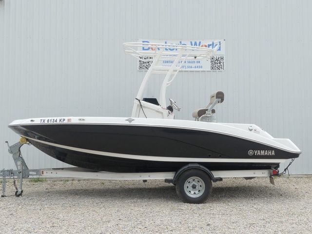 2022 Yamaha Boats 195 FSH Sport - 2