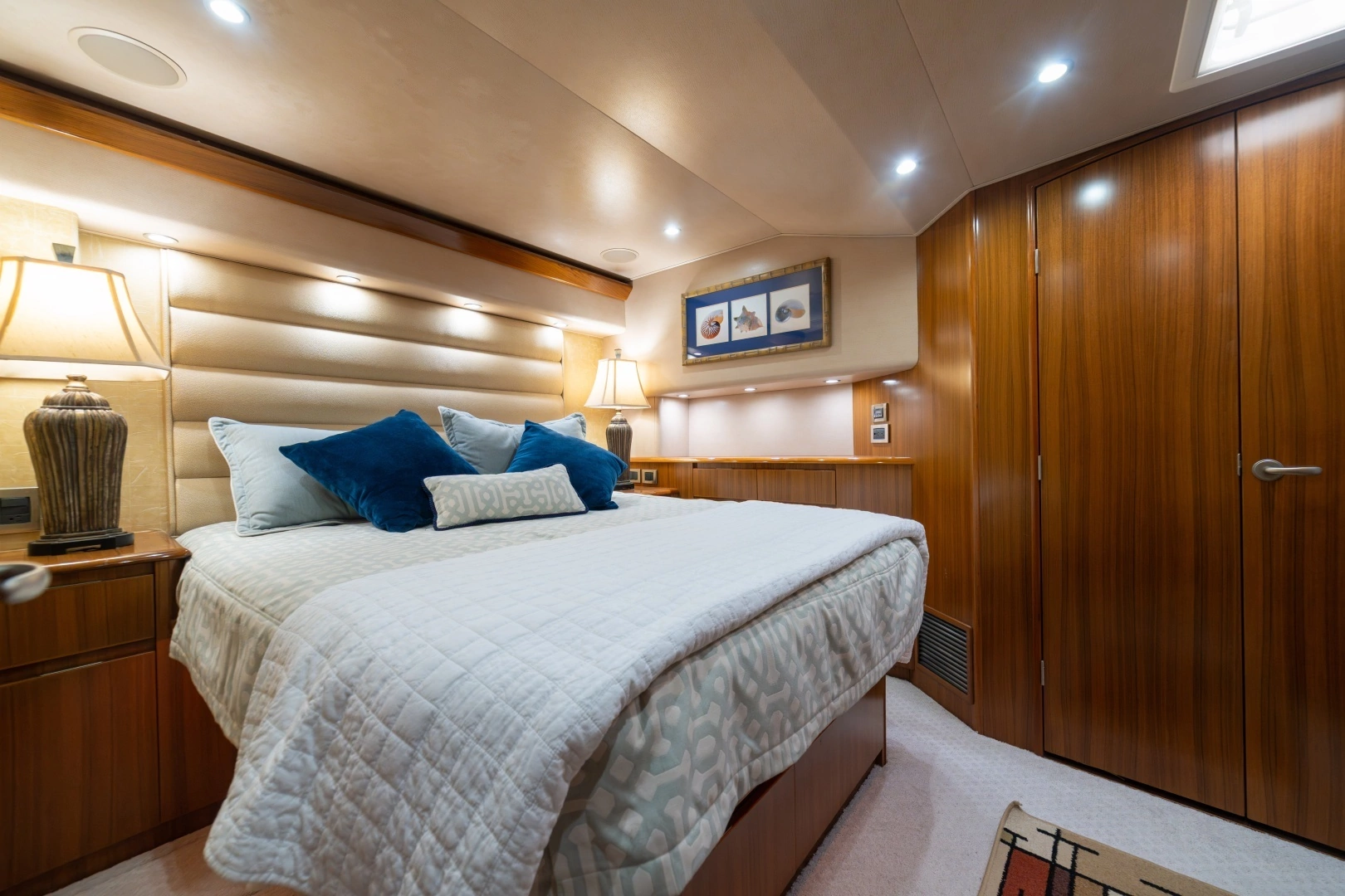 2012 Viking 60 Convertible - Image 49