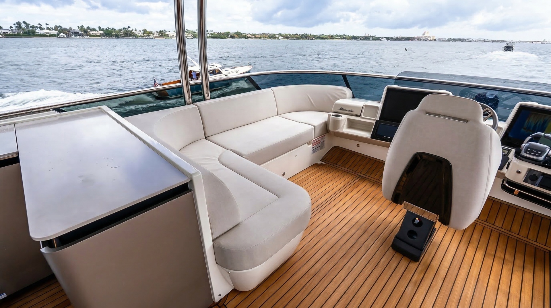 2027 Absolute Navetta 70 - Image 22