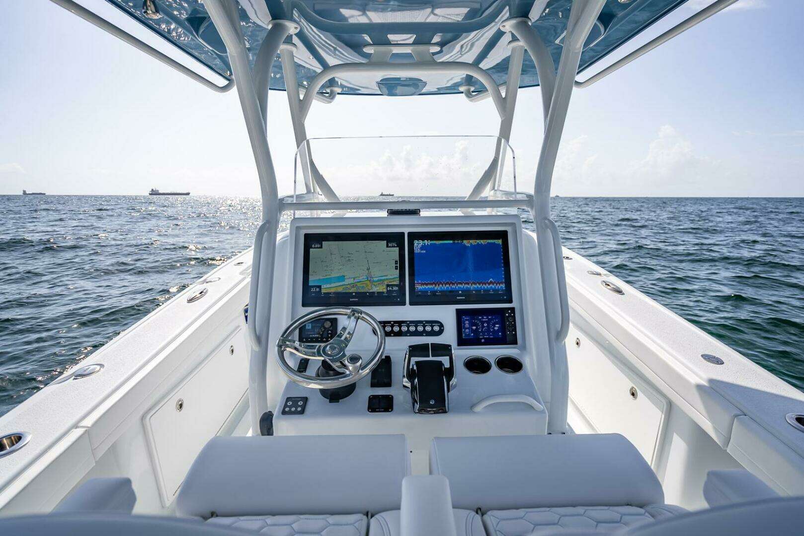 2025 Yellowfin 34 Offshore - Image 11