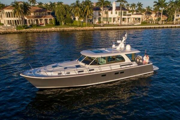 2027 Sabre 58 Salon Express