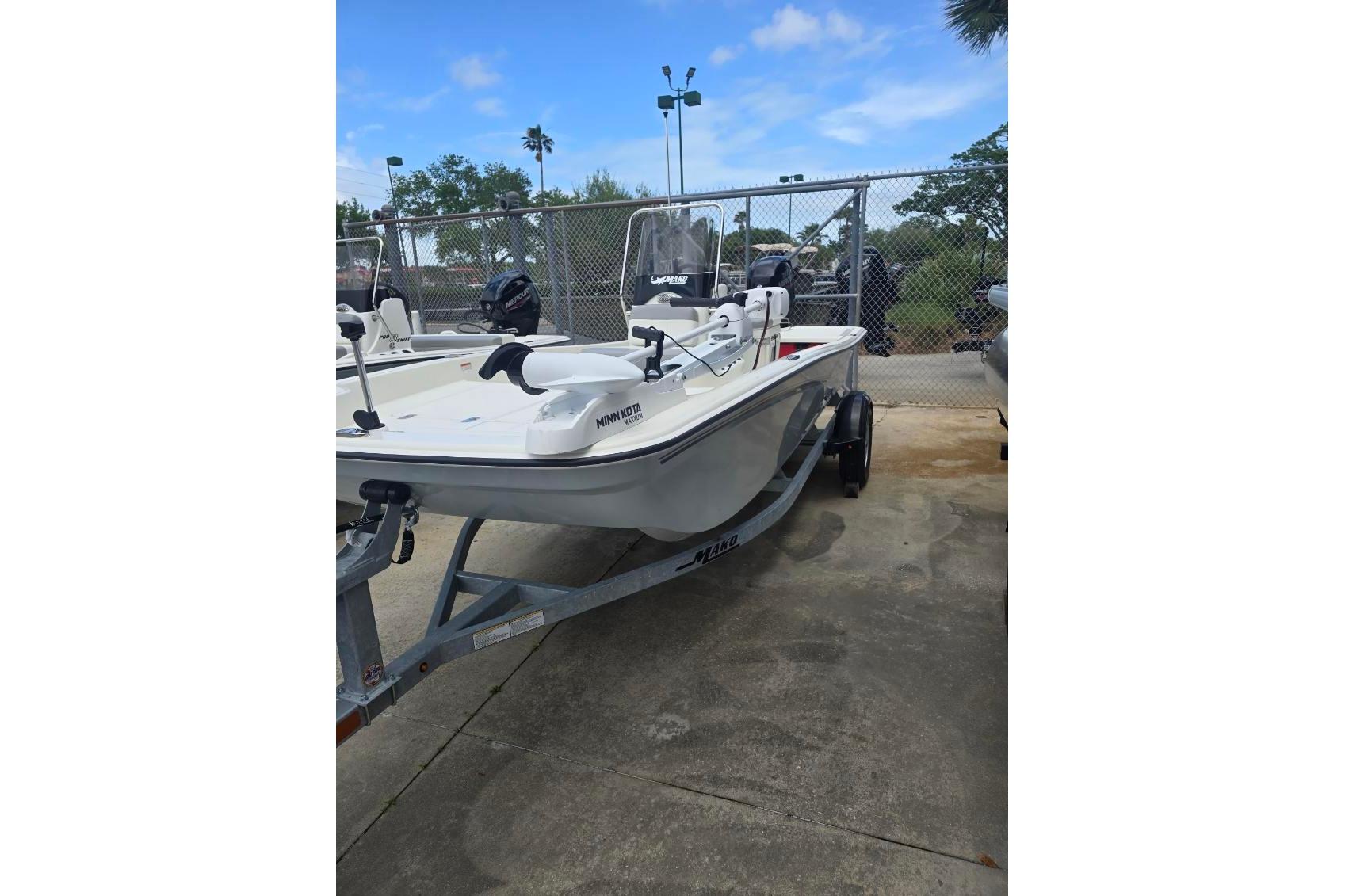 2026 Mako Pro Skiff 15 CC