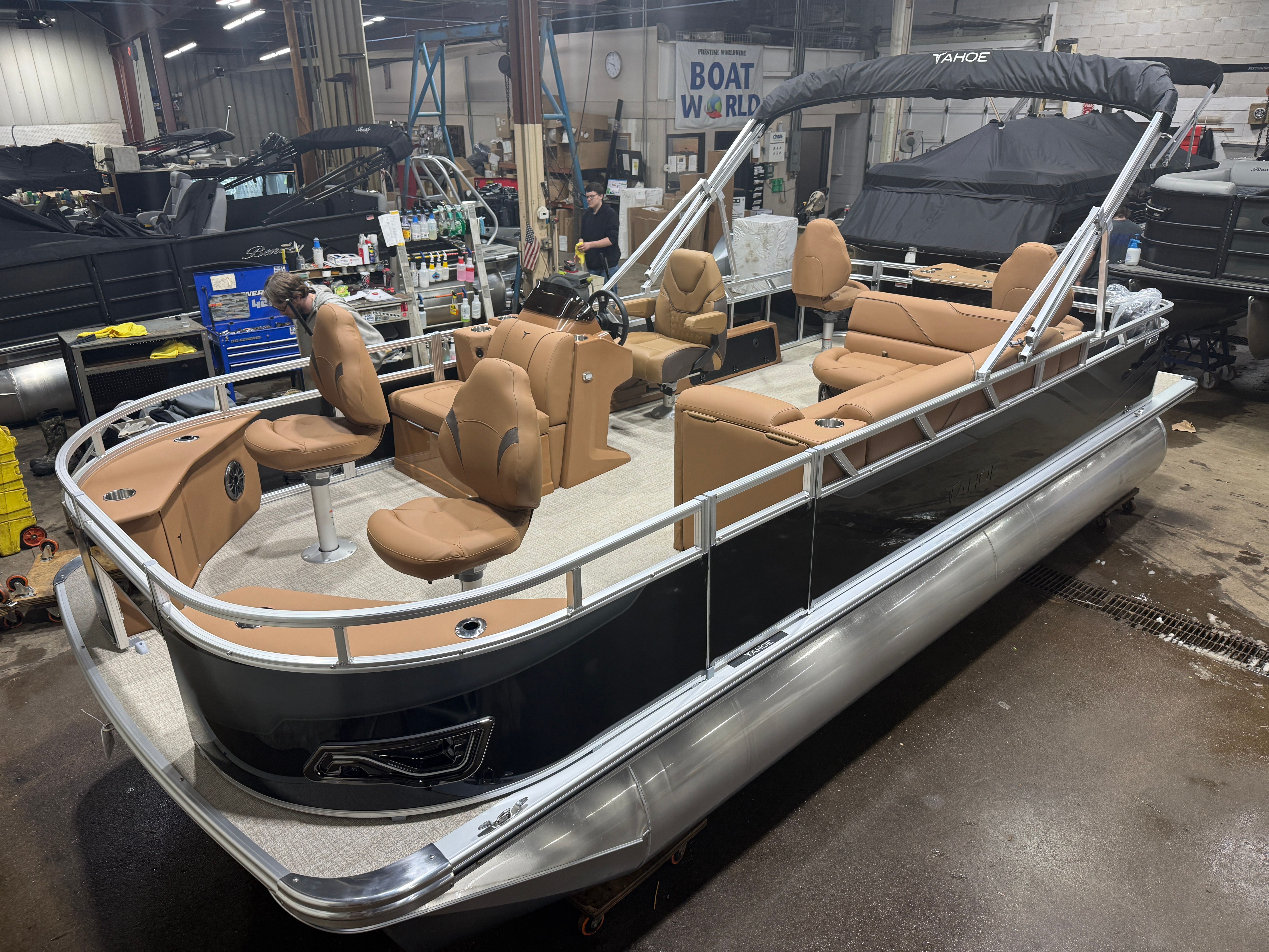 2026 Tahoe Sport 2185 Quad Fish & Honda 4-Stroke EFI