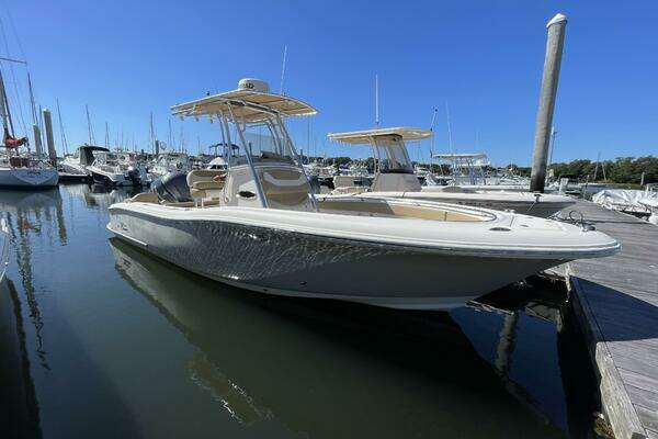 2017 Pioneer 222 Islander