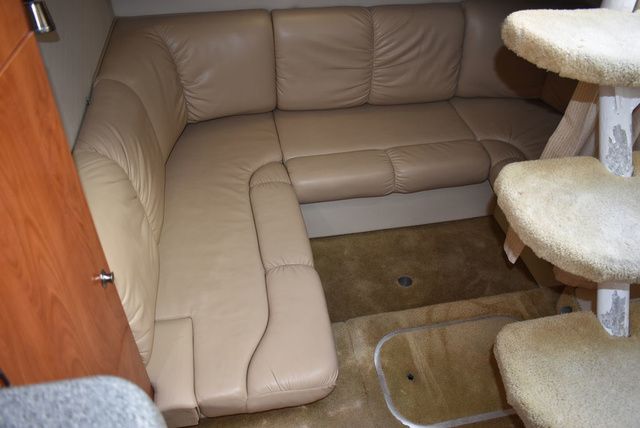 2005 Larson Cabrio 310 - 74