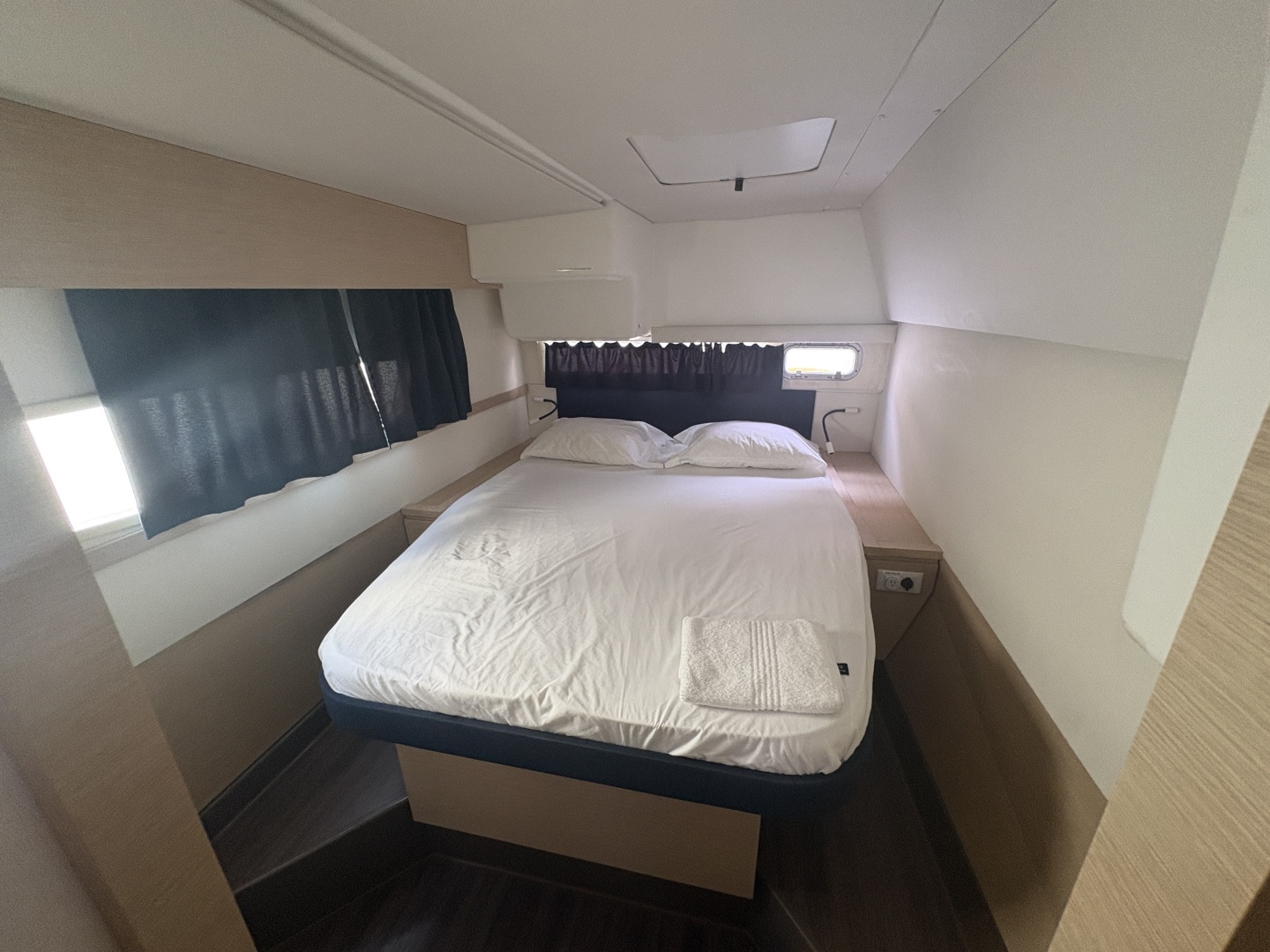 2017 Fountaine Pajot Helia 44 Evolution Oceanic Package - Image 23