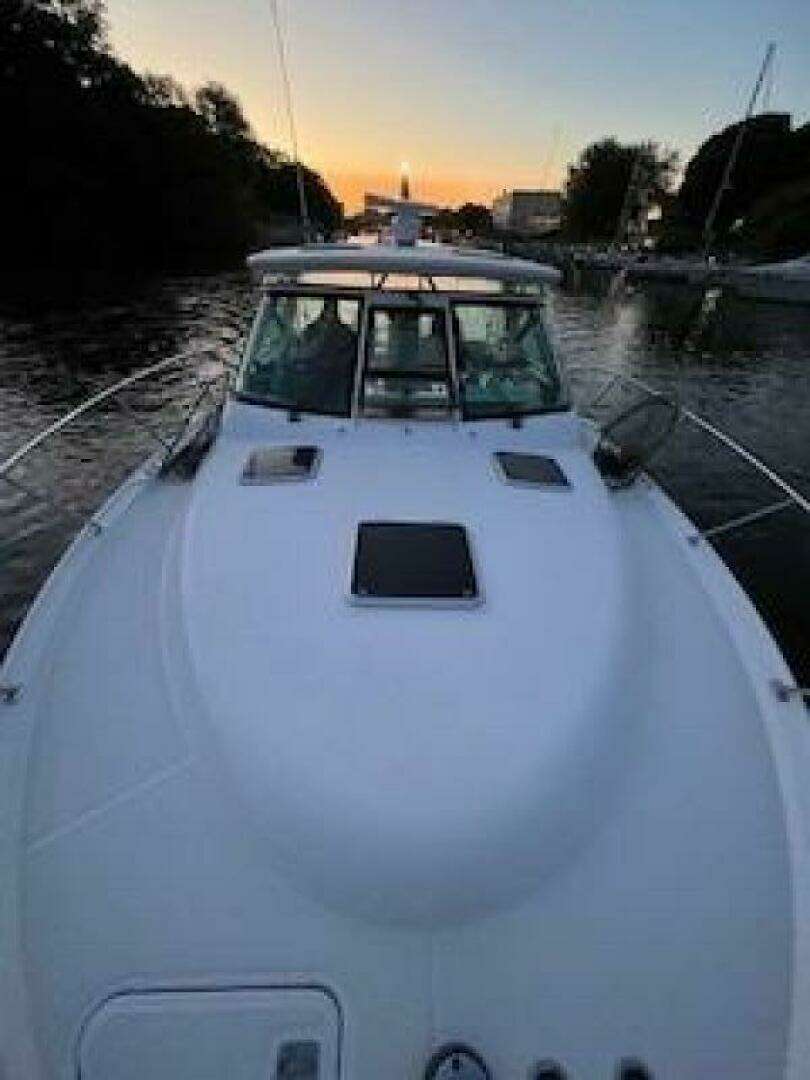 2005 Tiara Yachts 3200 OPEN - Image 40