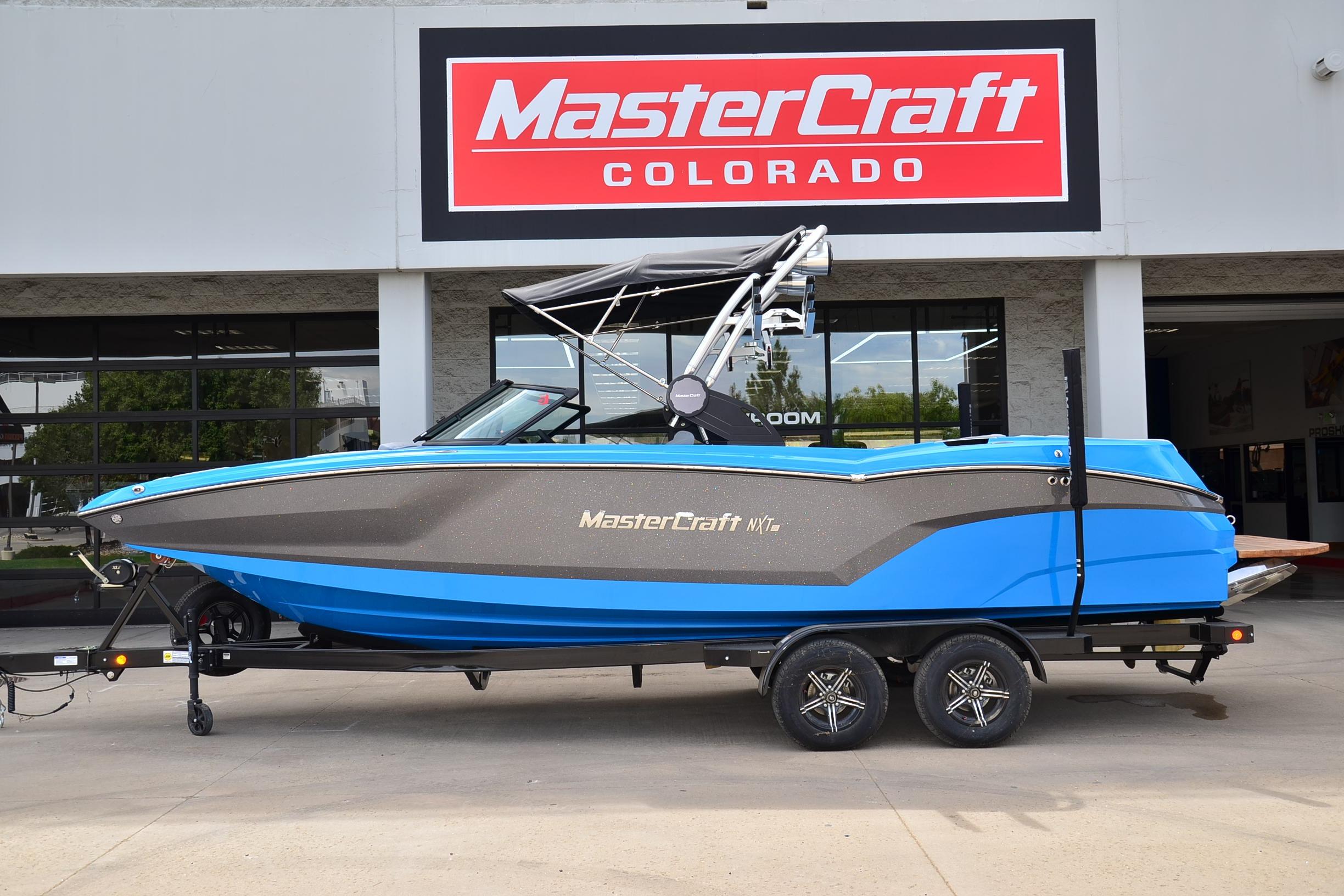 2022 MasterCraft NXT24