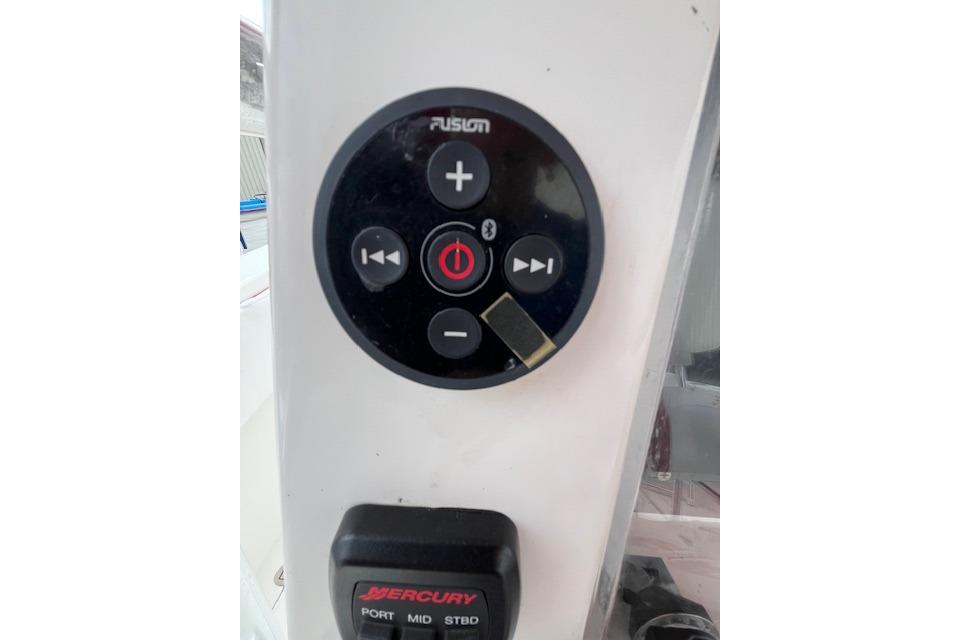 Control panel on 2001 Fountain 38 Center Console boat dashboard.
