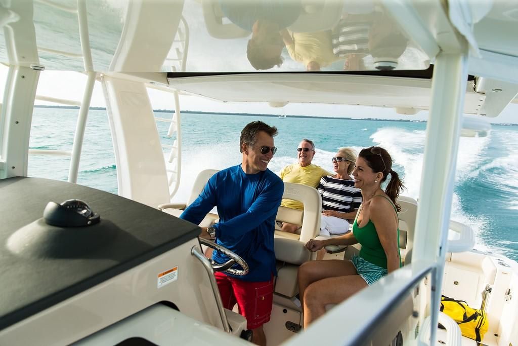 2023-Boston-Whaler-420-Outrage-MarineMax