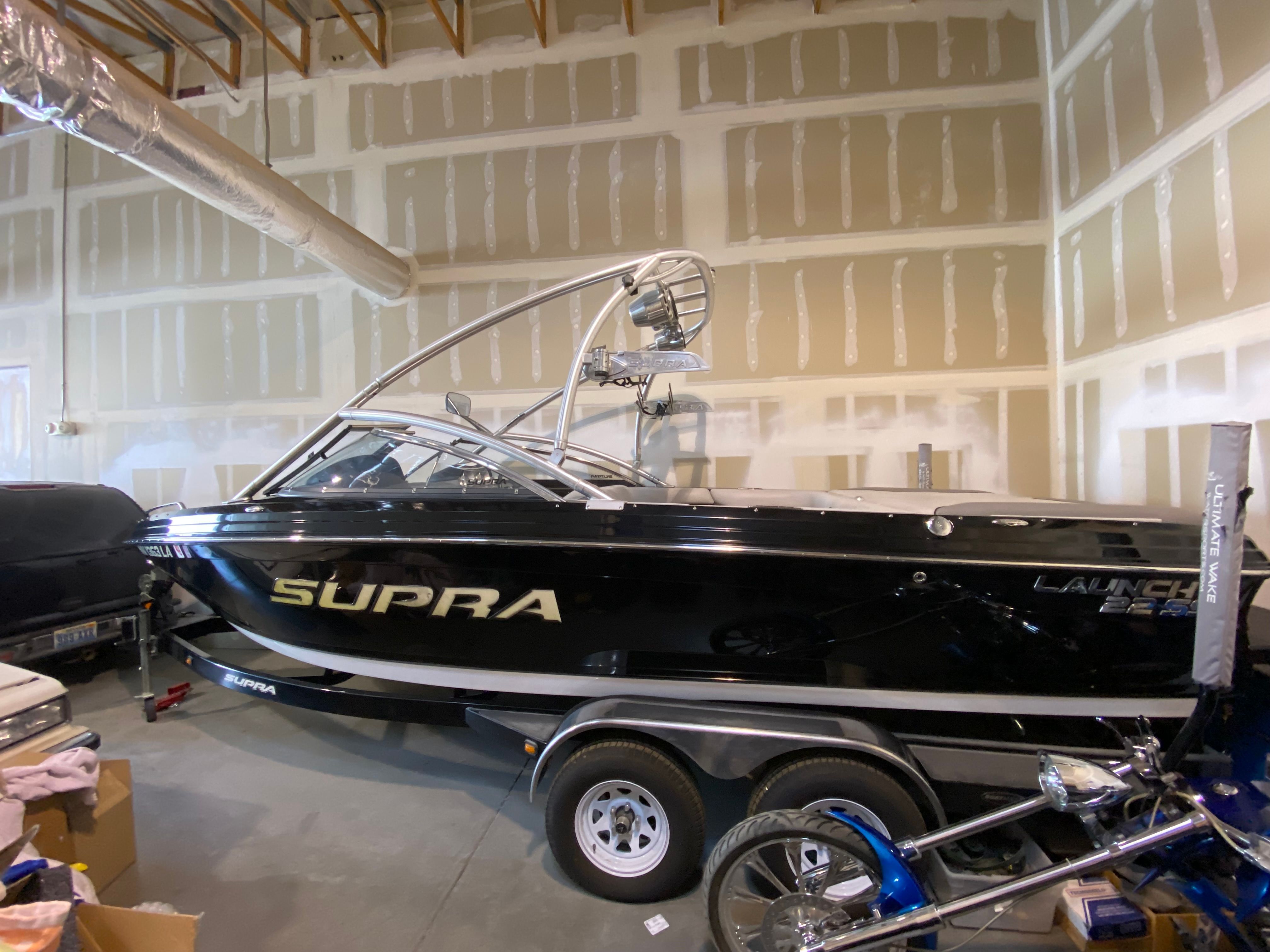 2008 Supra Launch 22 SSV