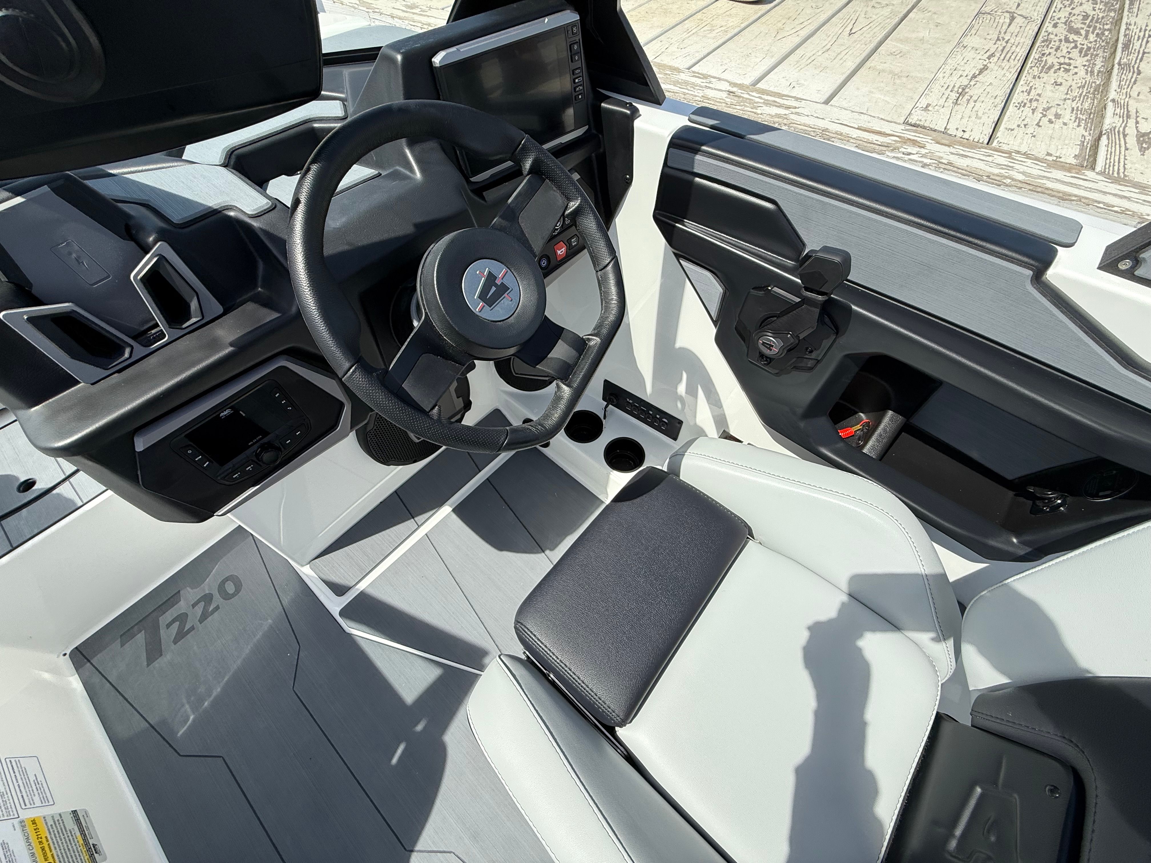 2025 Axis T220 - 11