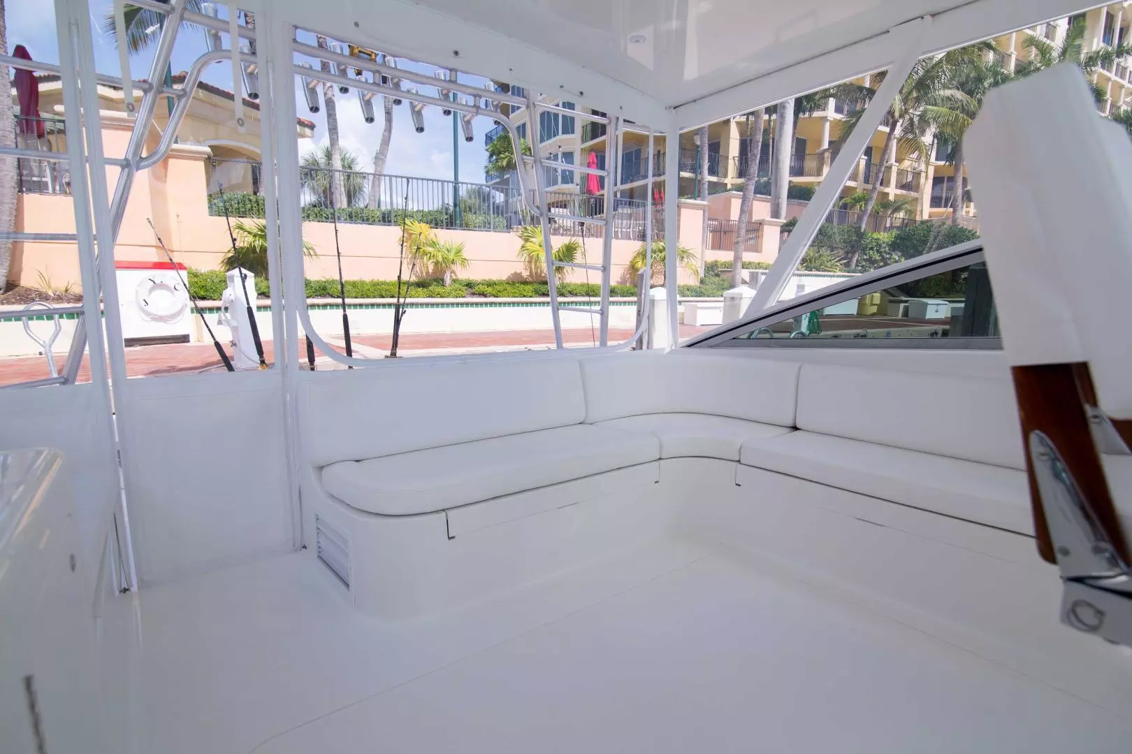 2001 Viking 50 Express - Image 39