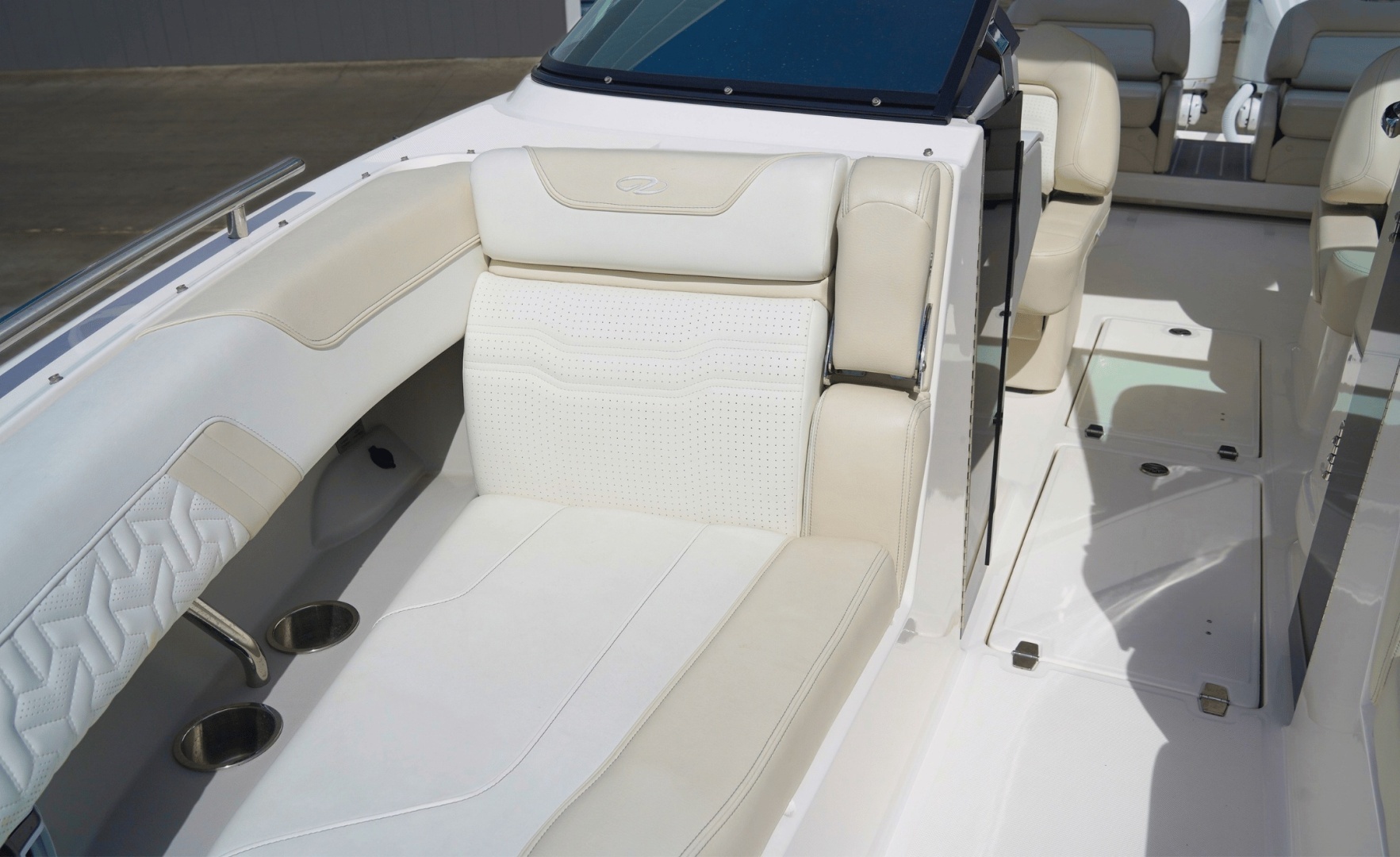 2024 Regal LX9 - Image 50
