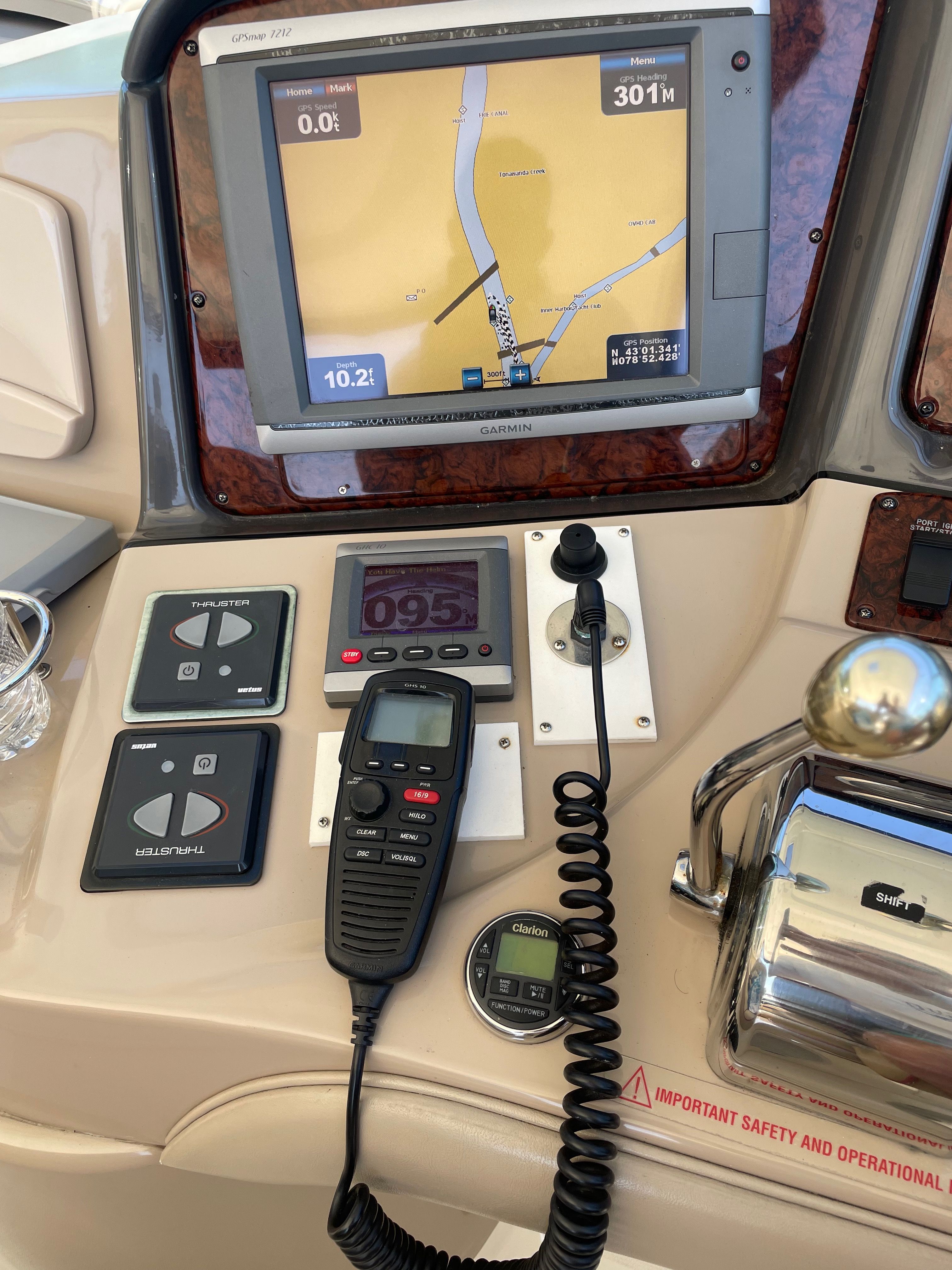 2003 Sea Ray 420 Sundancer - 33