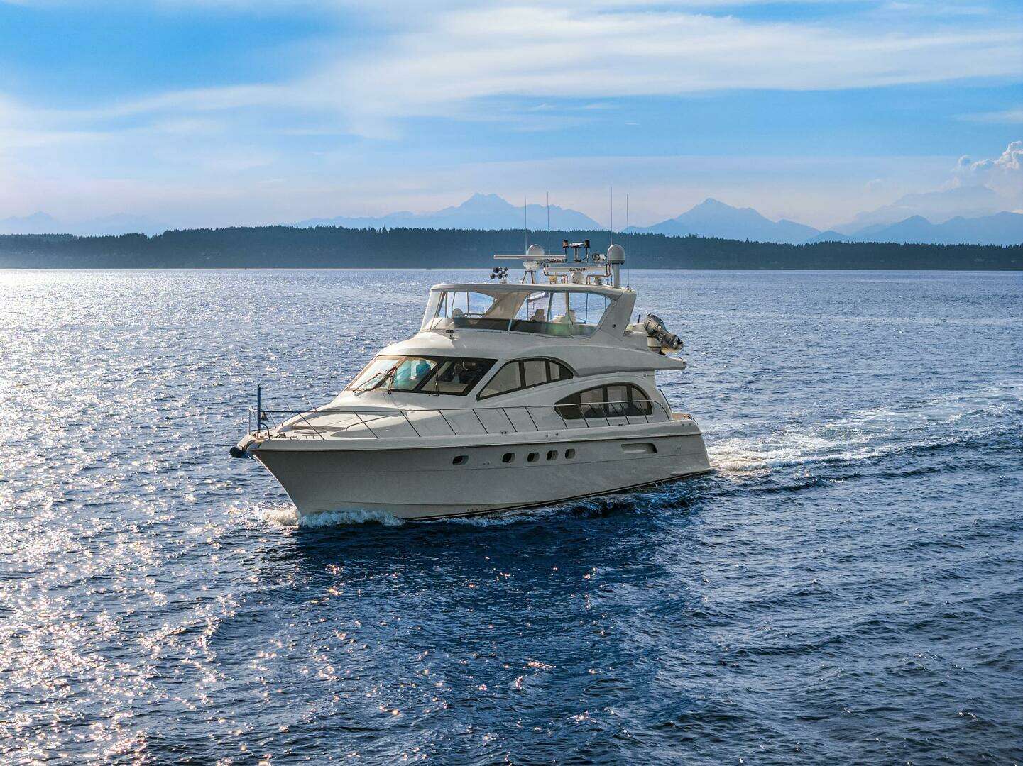 2001 Hatteras Cockpit Motoryacht - Image 33