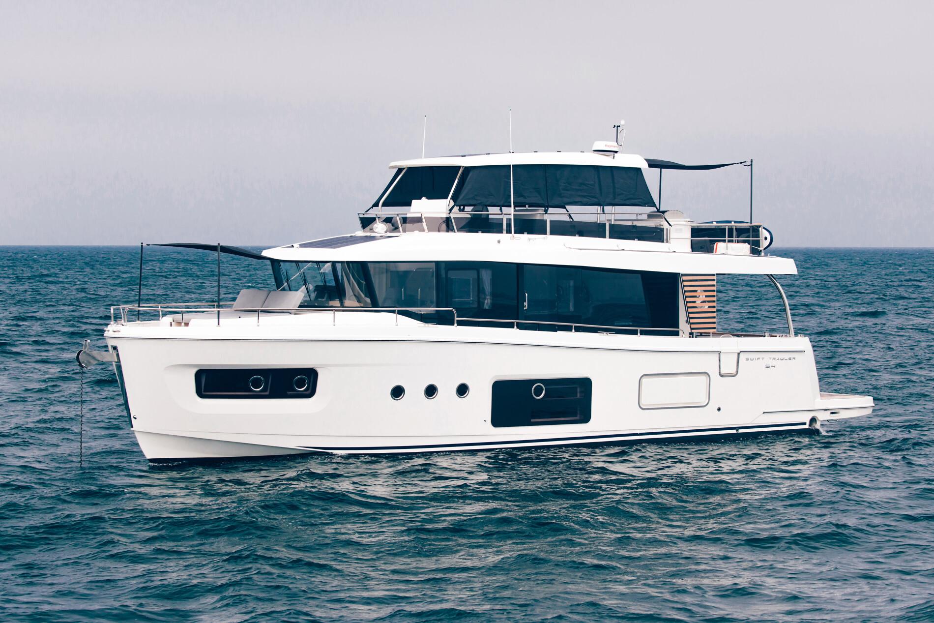 2026 Beneteau Swift Trawler 54