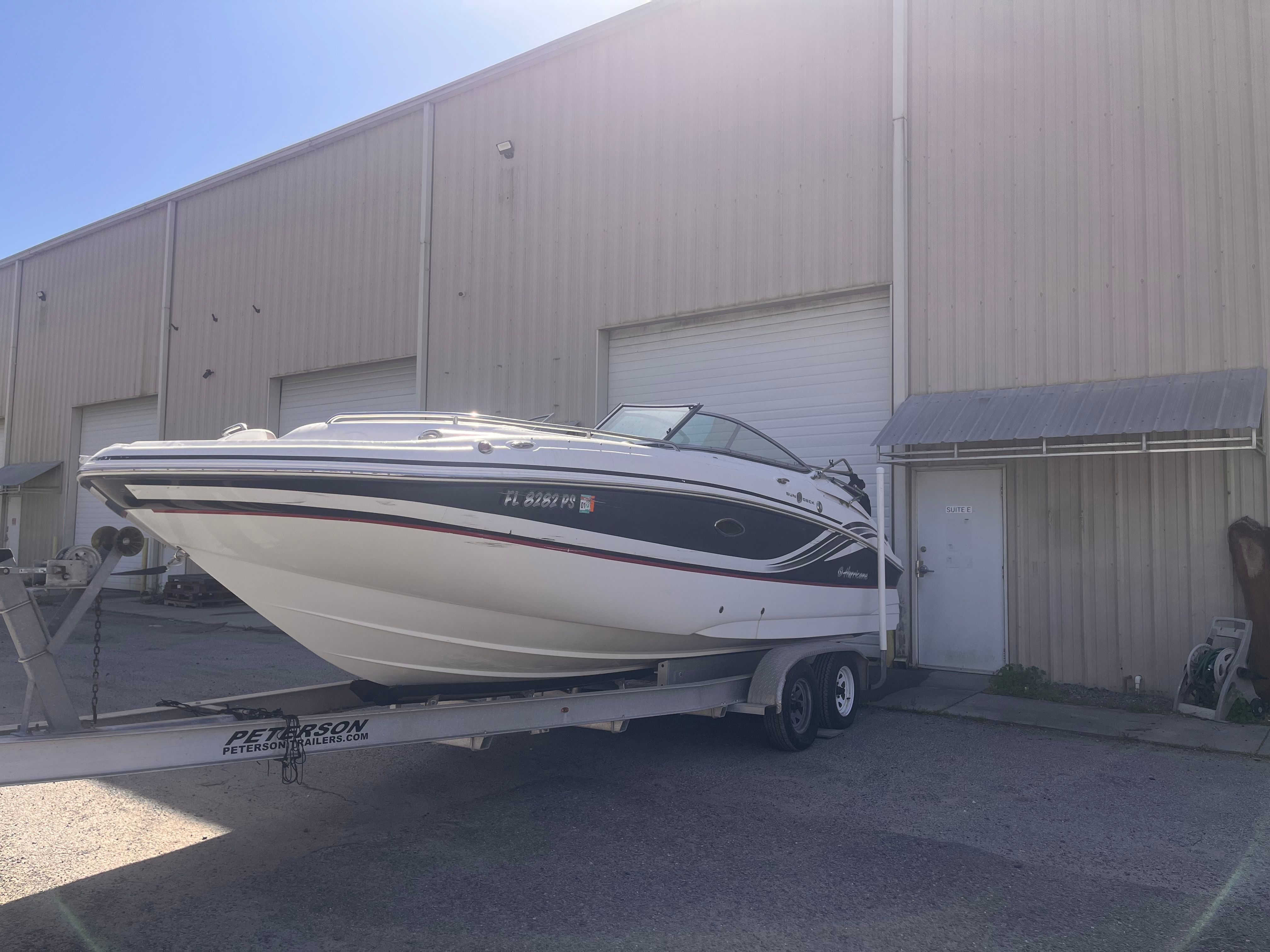 2014 Hurricane SunDeck 2400 OB - 10