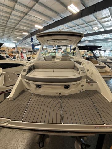 2026 Sea Ray SLX 310 - 8
