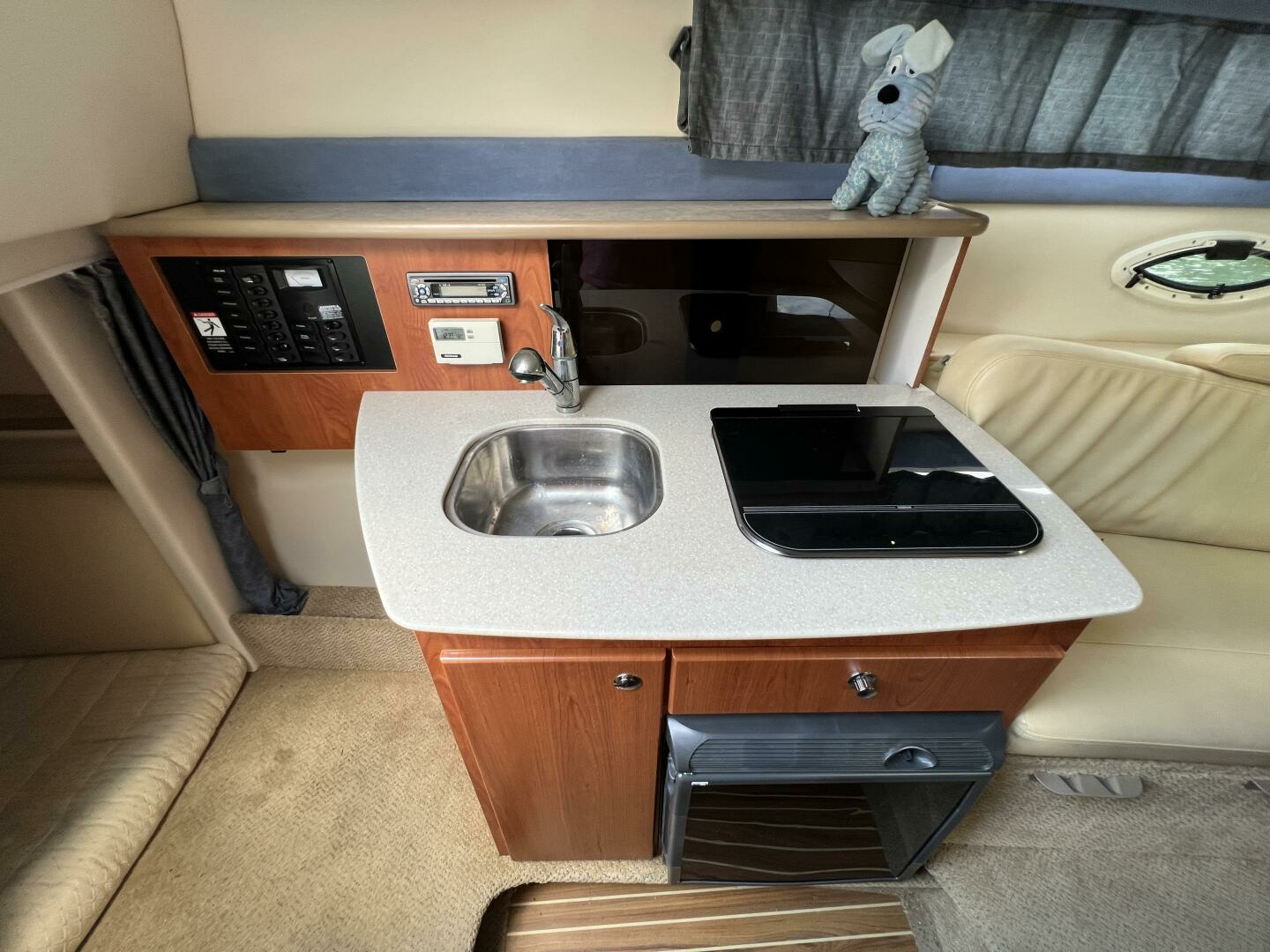 2007 Bayliner 265 - Image 12