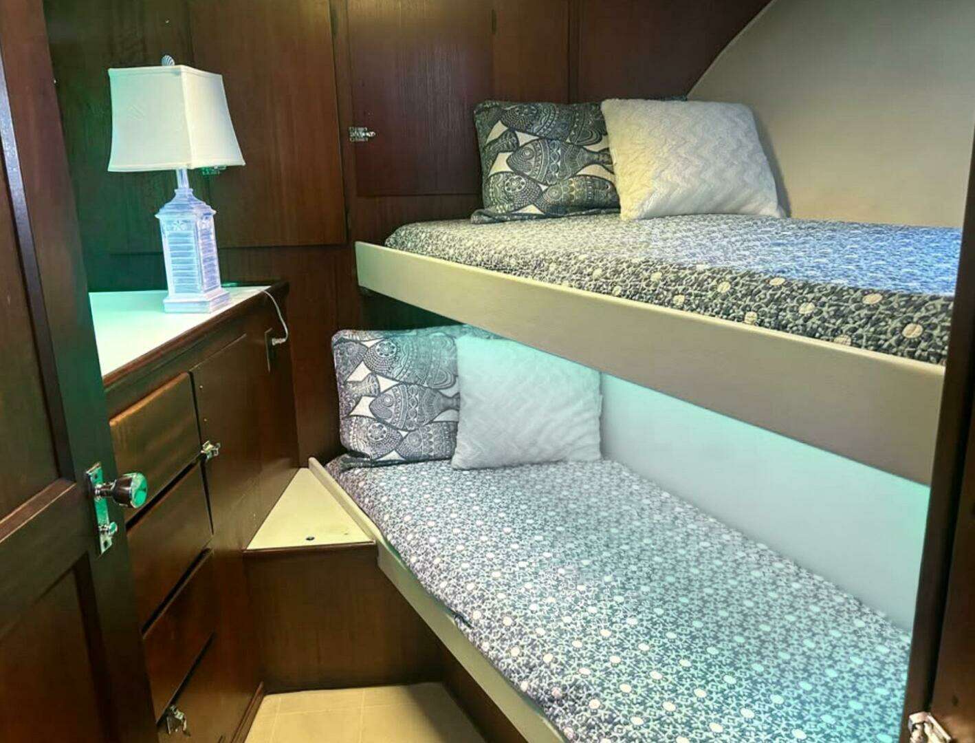 1975 Hatteras 58 Yacht Fisherman - Image 15