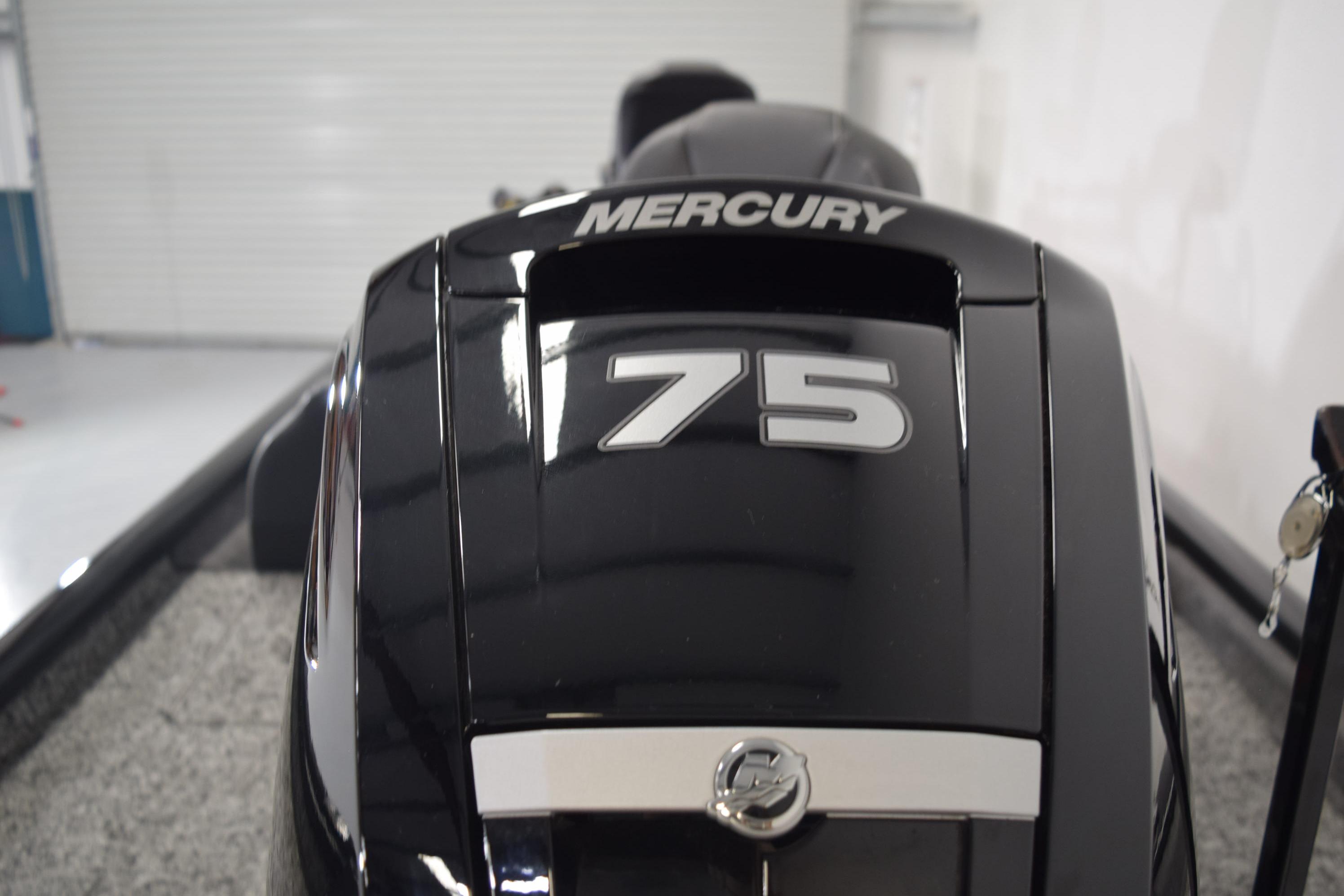 2026 Tracker Pro Team 175 with Mercury 75 engine, close-up view.