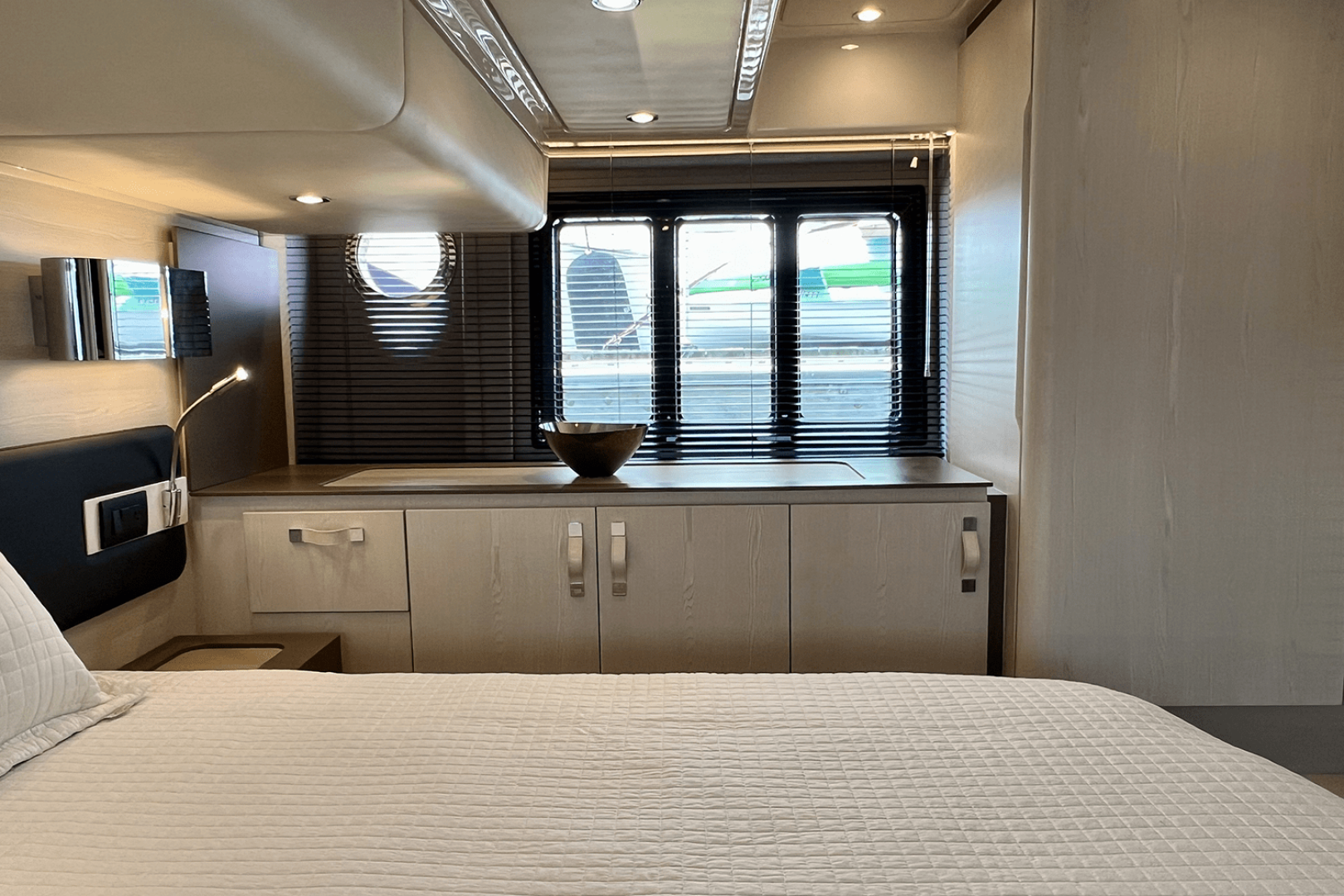 2019 Azimut 50 FLYBRIDGE - Image 82