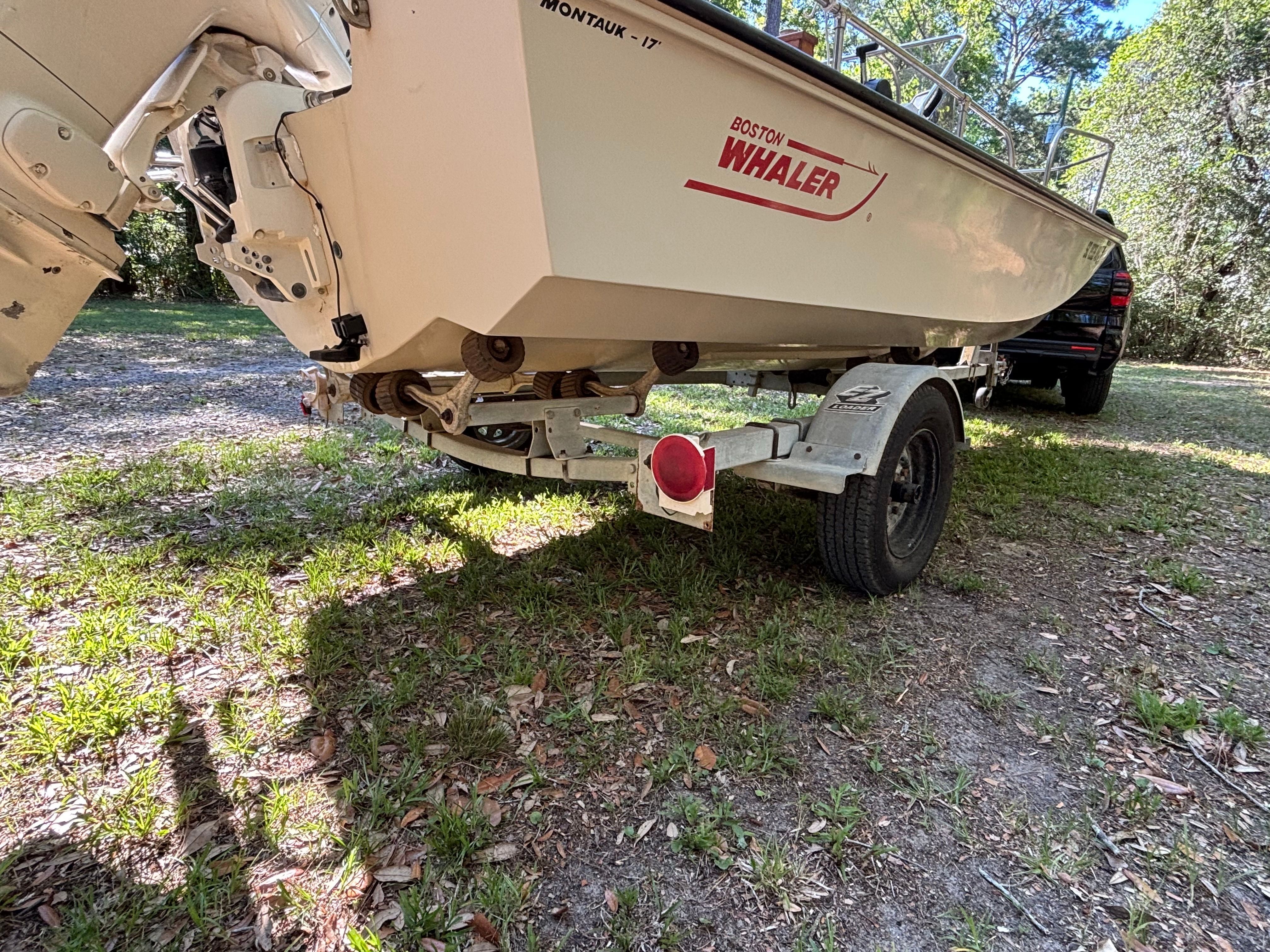 1987 Boston Whaler 17 Montauk - 11