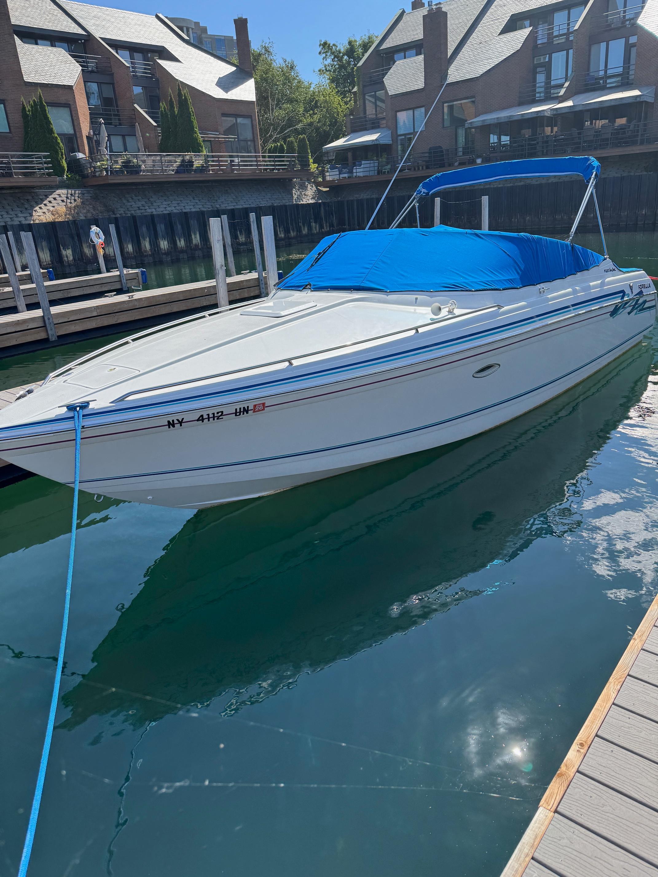 1996 Formula 280 Sun Sport