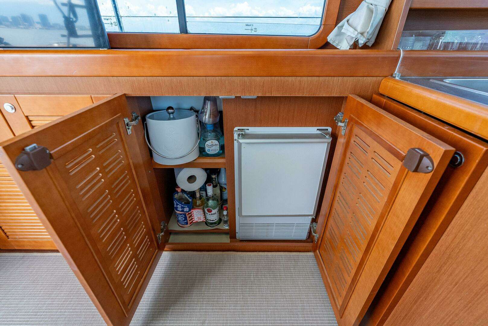 2015 Beneteau Swift Trawler 34 - Image 50