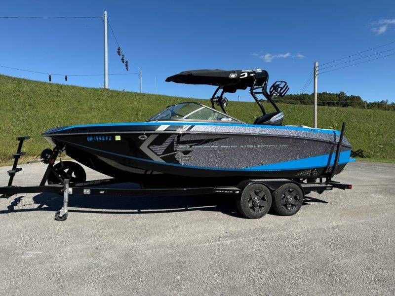 2015 Nautique G23 - 55