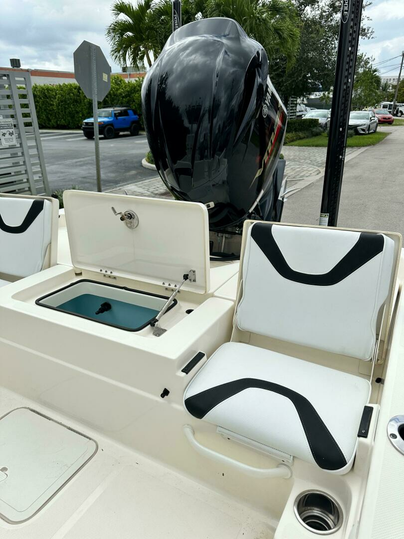 2018 Skeeter SX230 - Image 10
