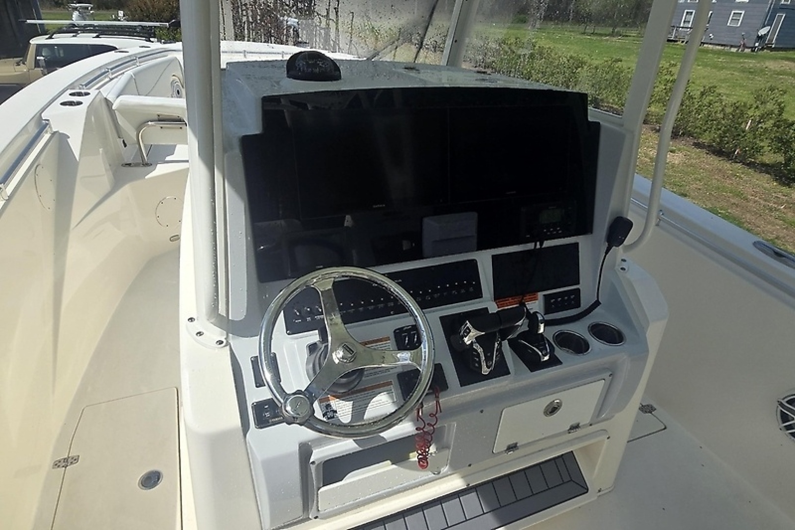 2020 Cobia 320 Center Console - Image 24