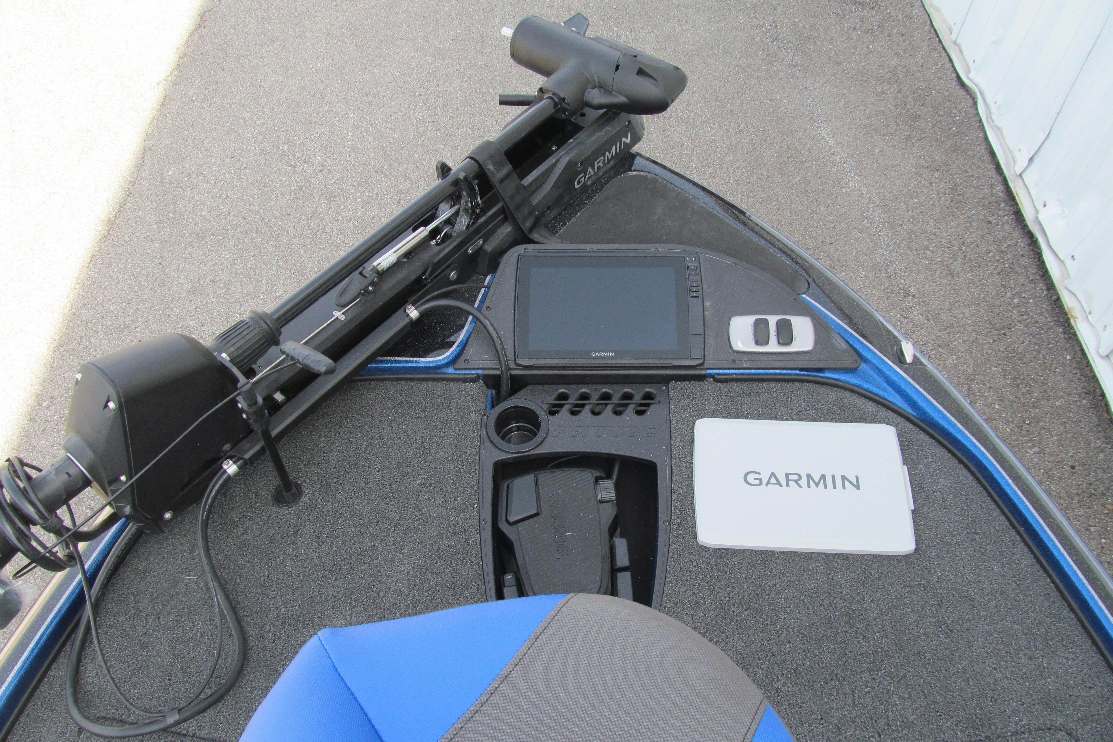 2026 Nitro Z18 Pro boat dashboard with Garmin electronics and trolling motor.