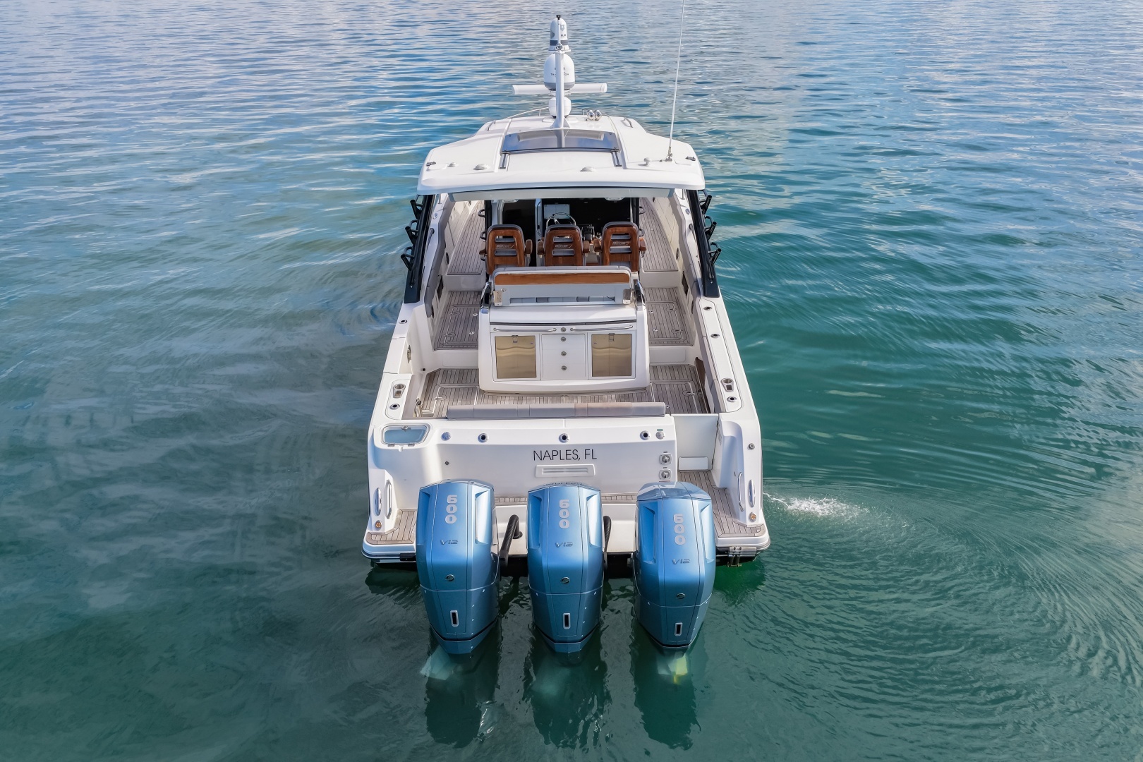 2023 Boston Whaler — - Image 27